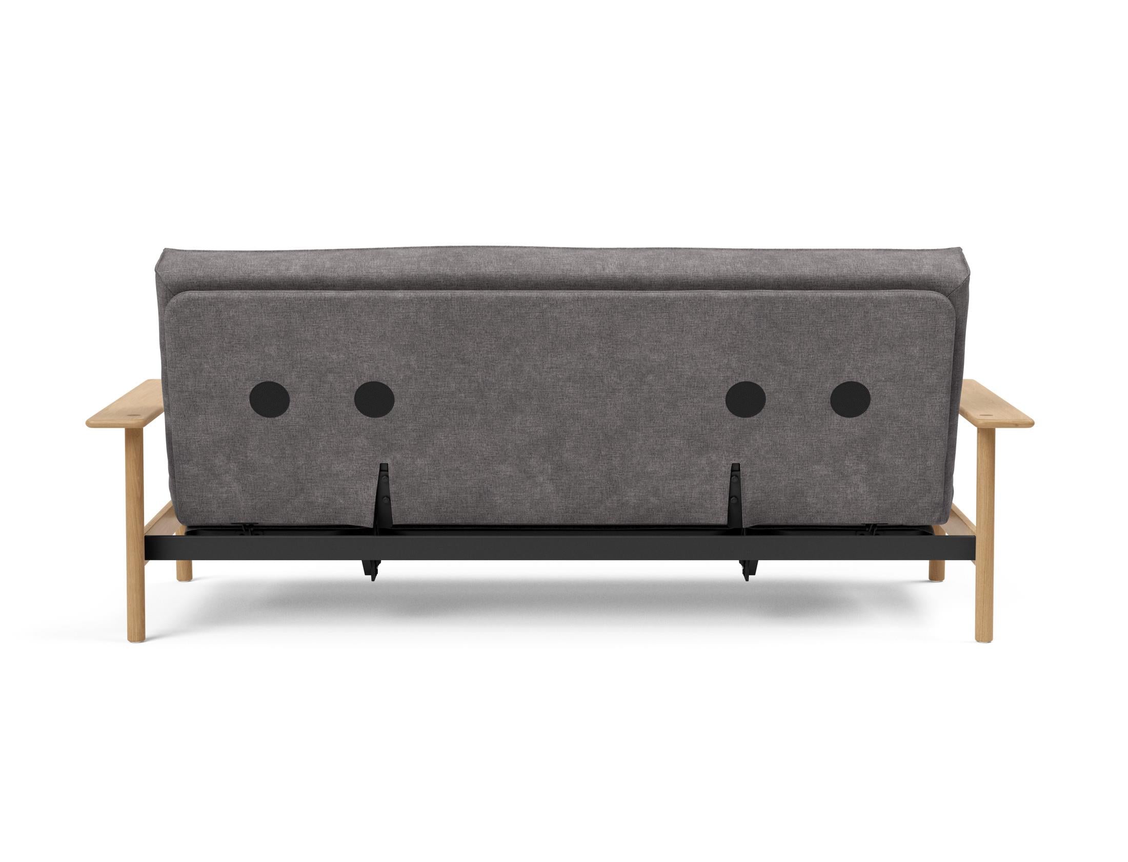 Erleben Sie das Balder Bettsofa 140 Sharp Plus Cover – ein elegantes, multifunktionales Sofa mit optimalem Komfort für jeden Raum.