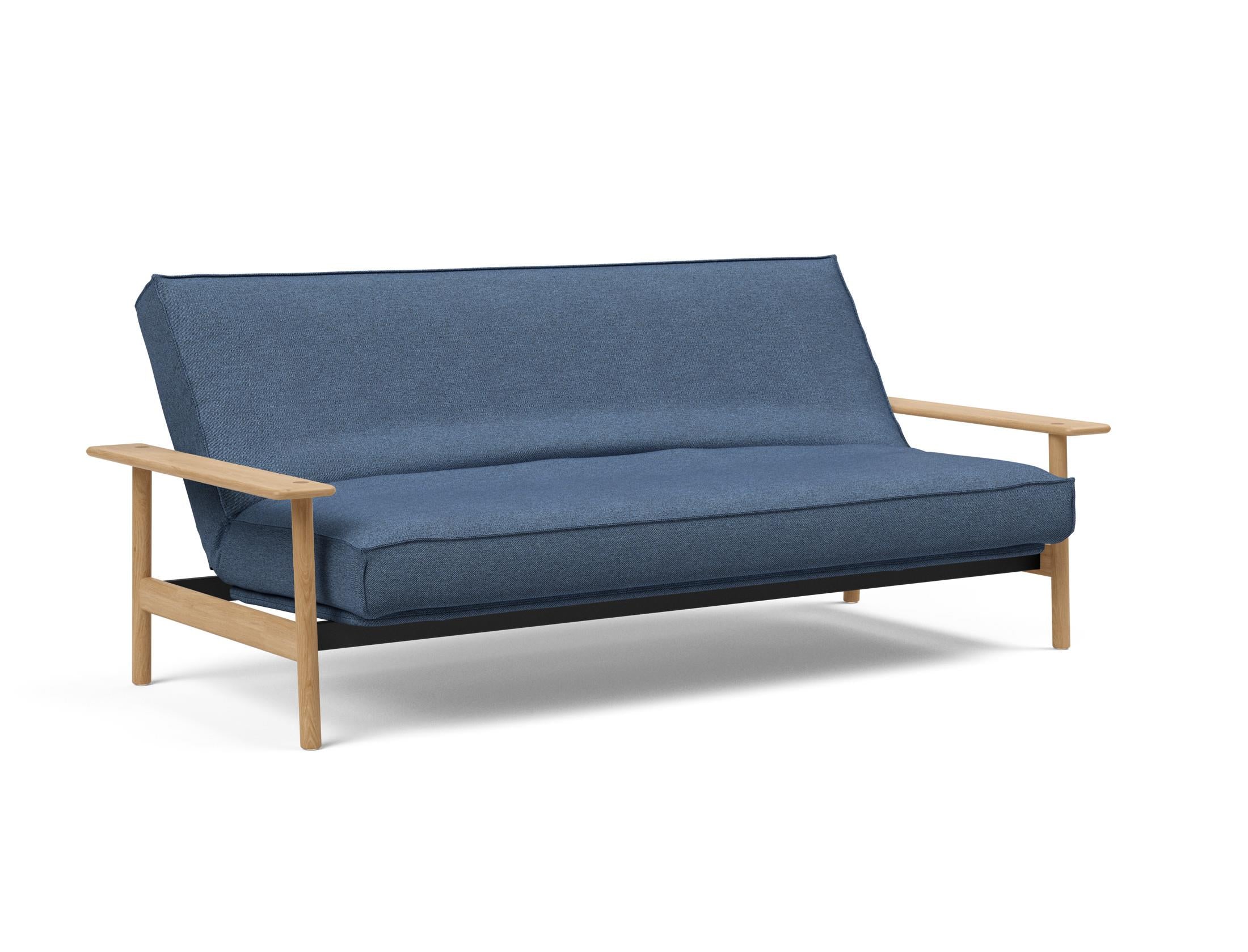 Erleben Sie das Balder Bettsofa 140 Sharp Plus Cover Soft Spring von Innovation Living – stilvolles skandinavisches Design, das Komfort und Vielseitigkeit für Ihr Zuhause bietet.