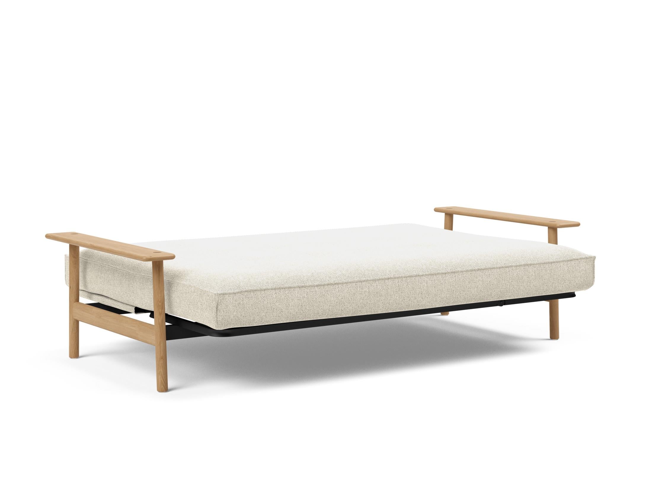 Erleben Sie das Balder Bettsofa 140 Sharp Plus Cover Soft Spring von Innovation Living – skandinavisches Design trifft auf höchsten Komfort und Vielseitigkeit.