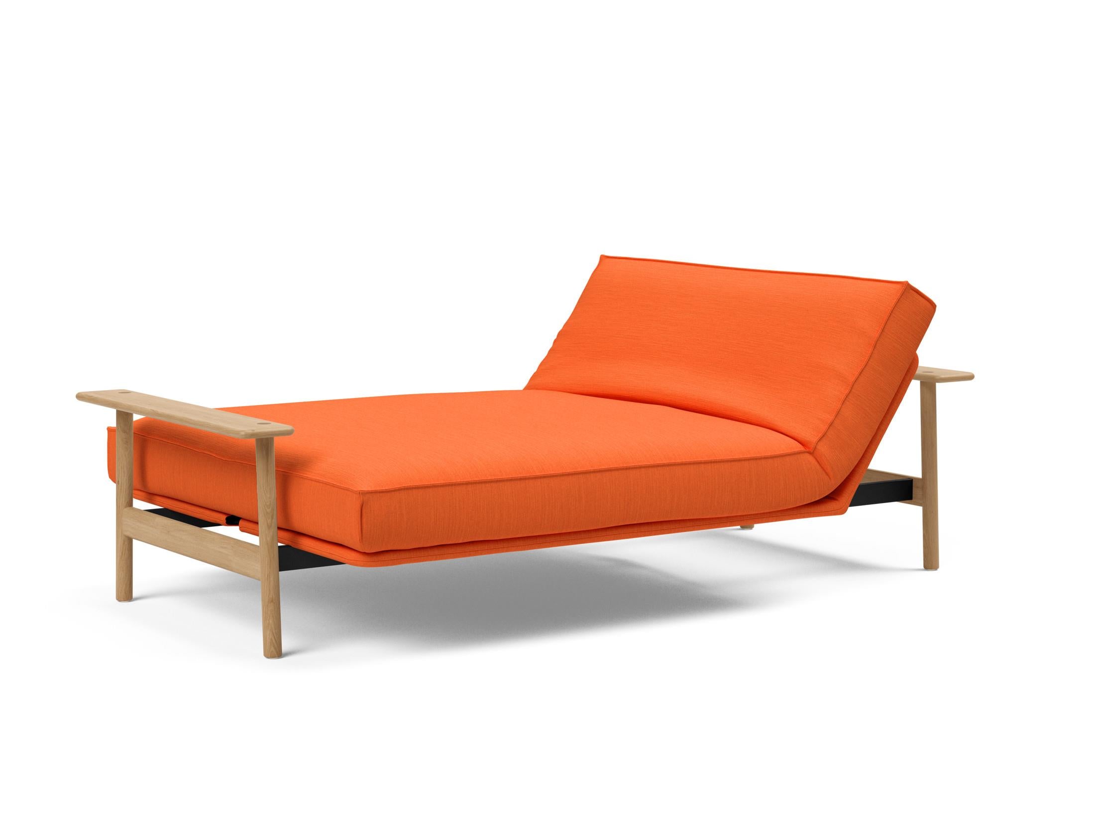 Erleben Sie das Balder Bettsofa 140 Sharp Plus Cover – ein elegantes, vielseitiges Schlafsofa, das Komfort und dänisches Design vereint.