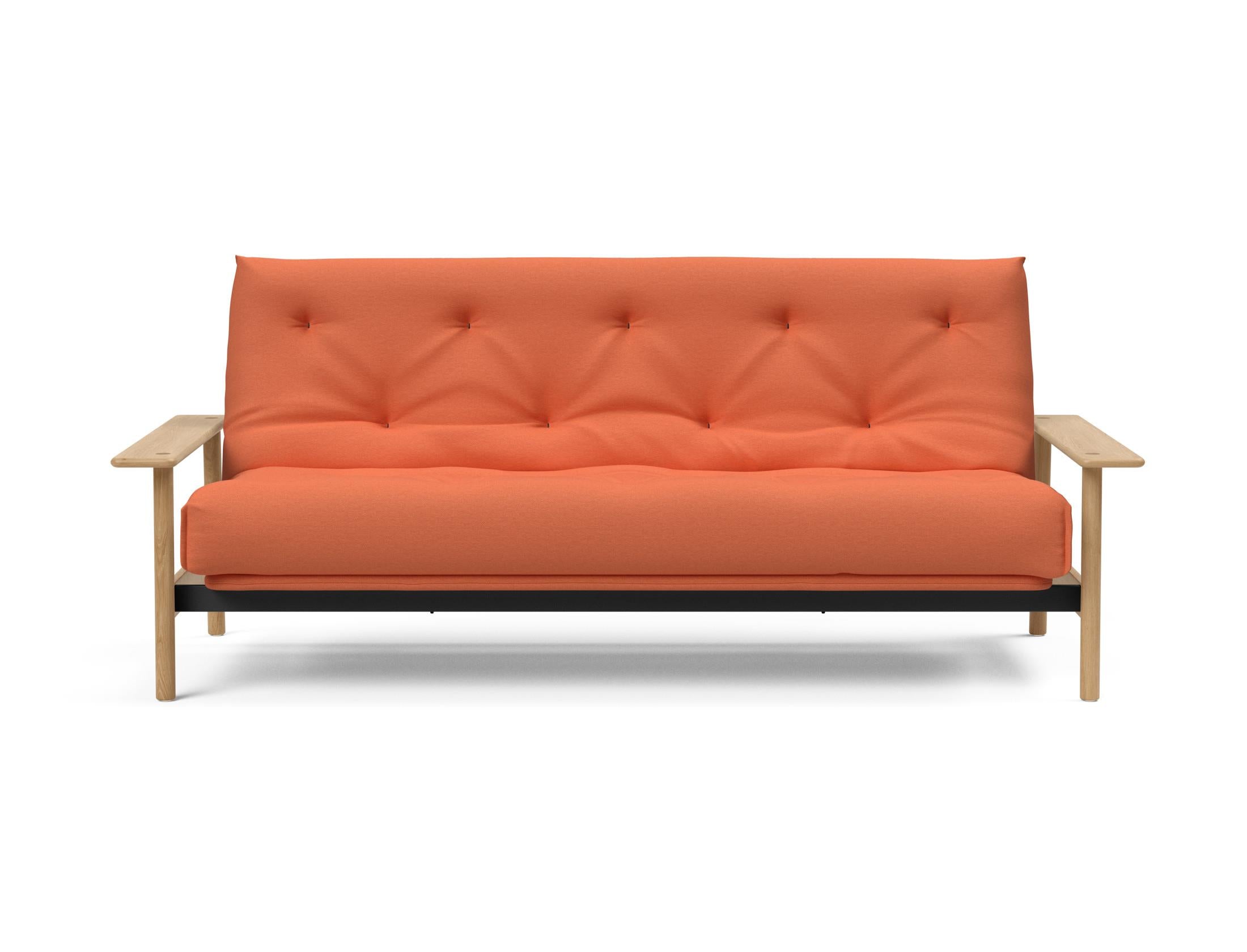 Entdecken Sie das Balder Bettsofa 140 Nordic: Elegantes Design trifft auf außergewöhnlichen Komfort mit einer hochwertigen Matratze für erholsame Nächte.