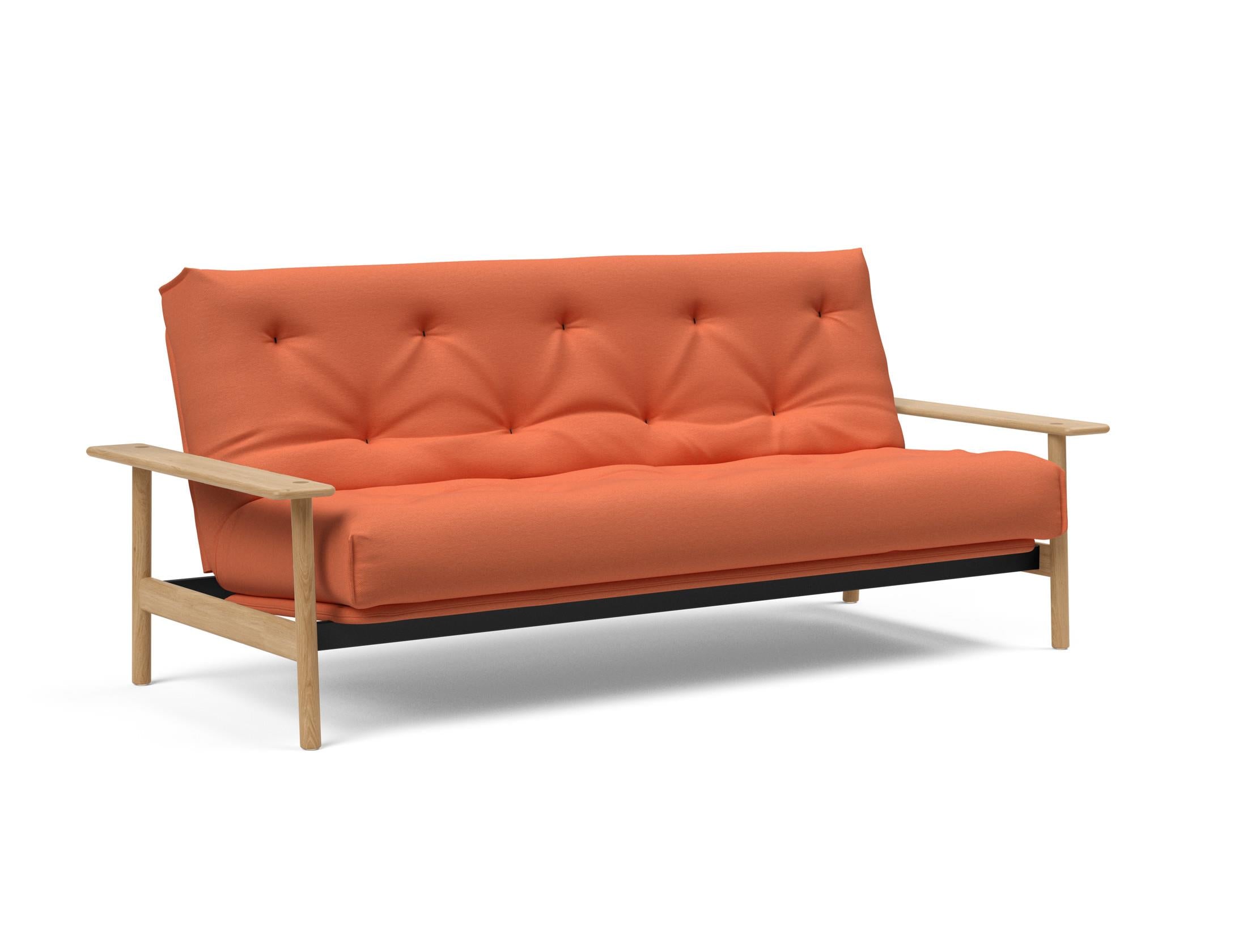 Erleben Sie das Balder Bettsofa 140 Nordic: Stilvolles, funktionales Design und eine luxuriöse Matratze für höchsten Schlafkomfort.