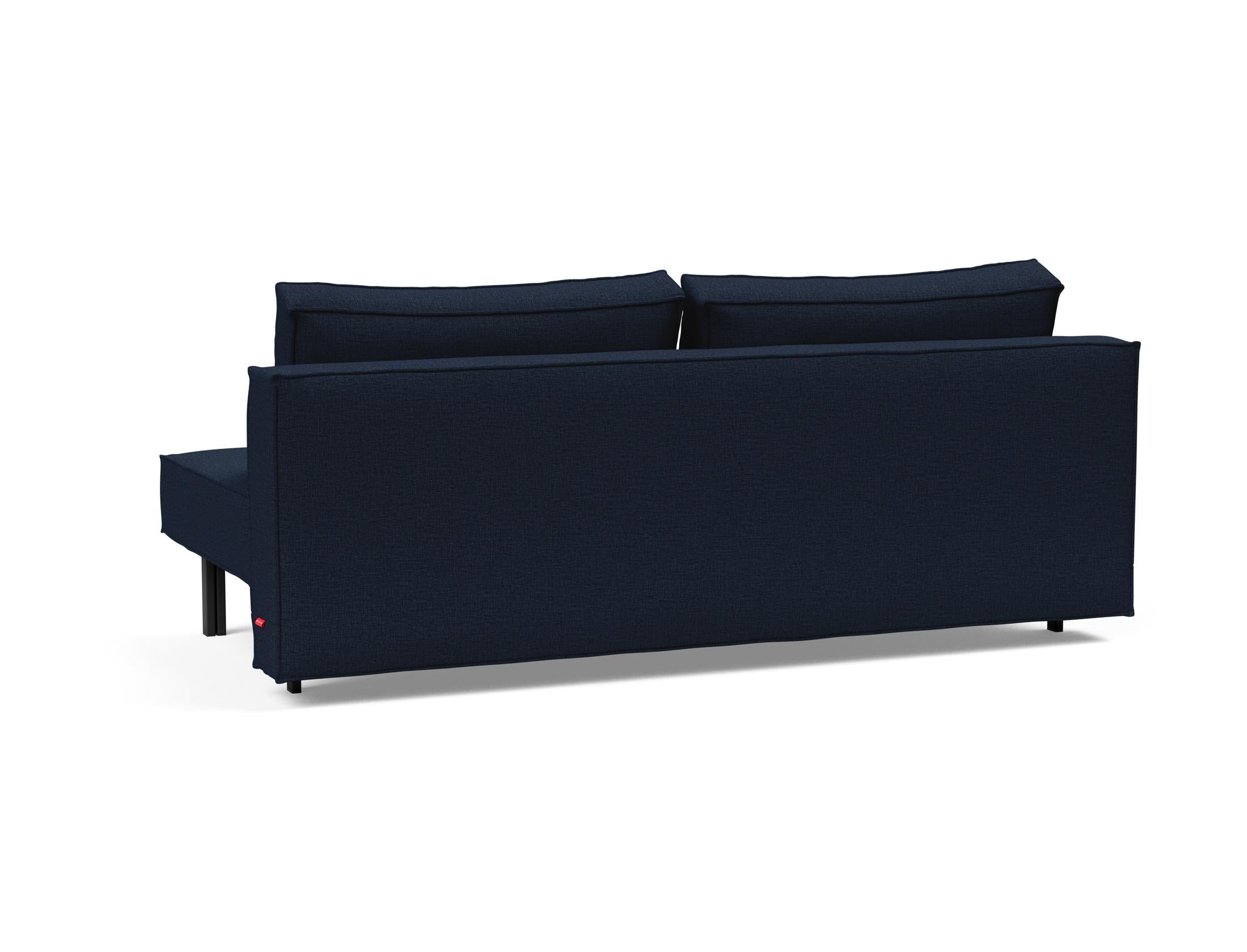 Erleben Sie das Sly Schlafsofa von Innovation Living – ein modernes, funktionales Möbelstück, das Komfort und Stil in kleinen Räumen vereint.