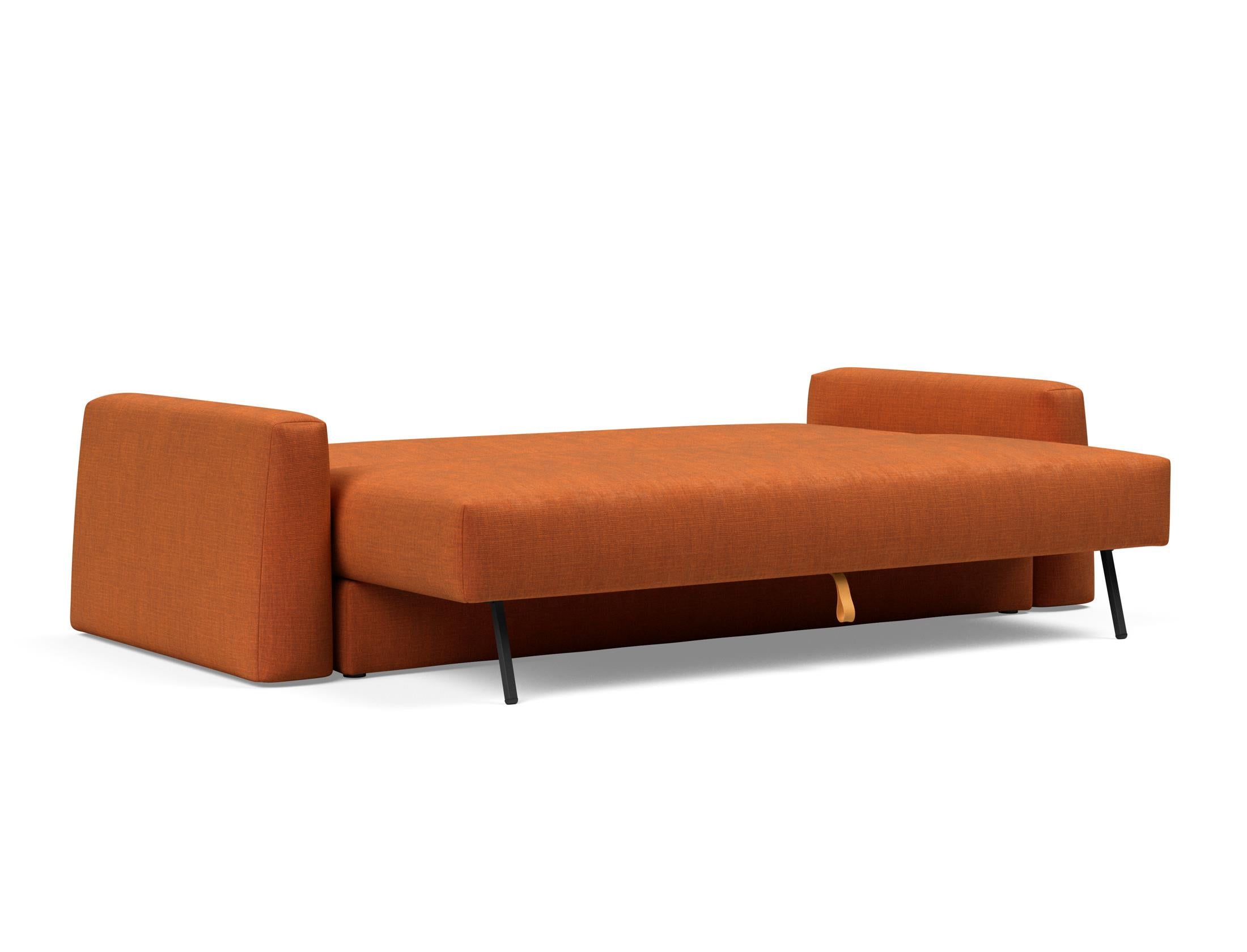 Erleben Sie das Cone Schlafsofa von Innovation Living: Stilvolles, platzsparendes Design mit praktischem Stauraum und mühelosem Umbau zum Bett.
