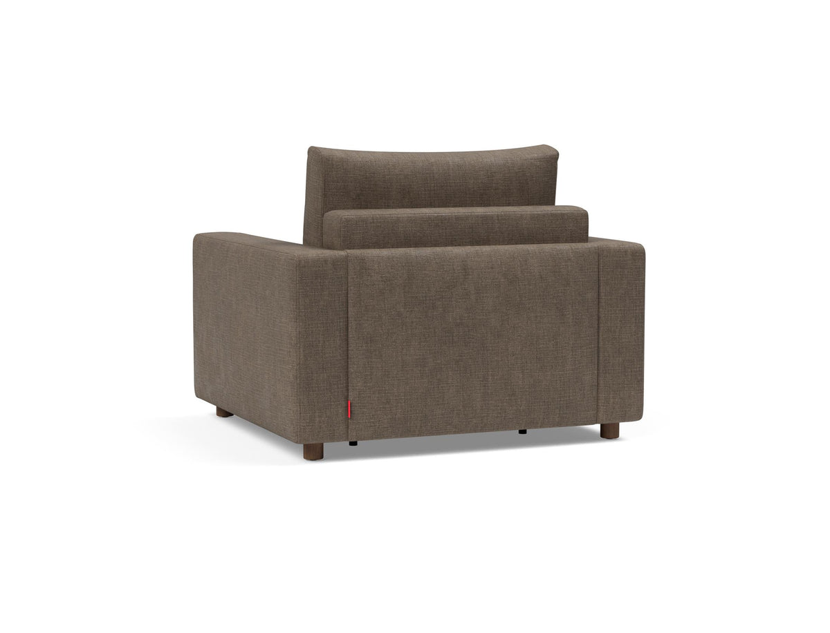 Neah Sessel mit Standard Armlehnen in 411 Esina Cedar Brown präsentiert im Onlineshop von KAQTU Design AG. Sessel ist von Innovation Living