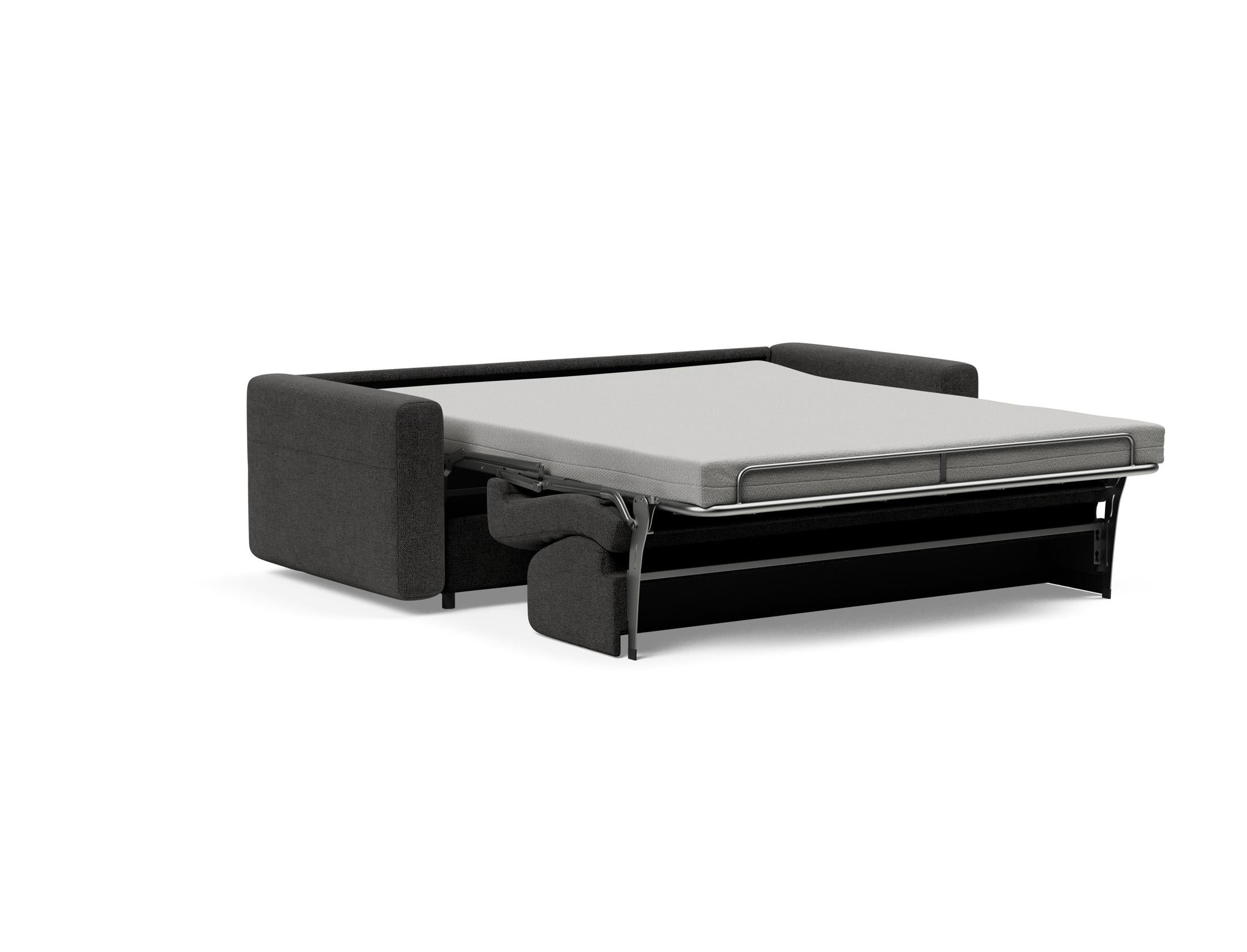 Entdecken Sie das Killian Klappsofa 160 von Innovation Living: Elegantes Design trifft auf komfortable Federkernmatratze für besten Schlaf.