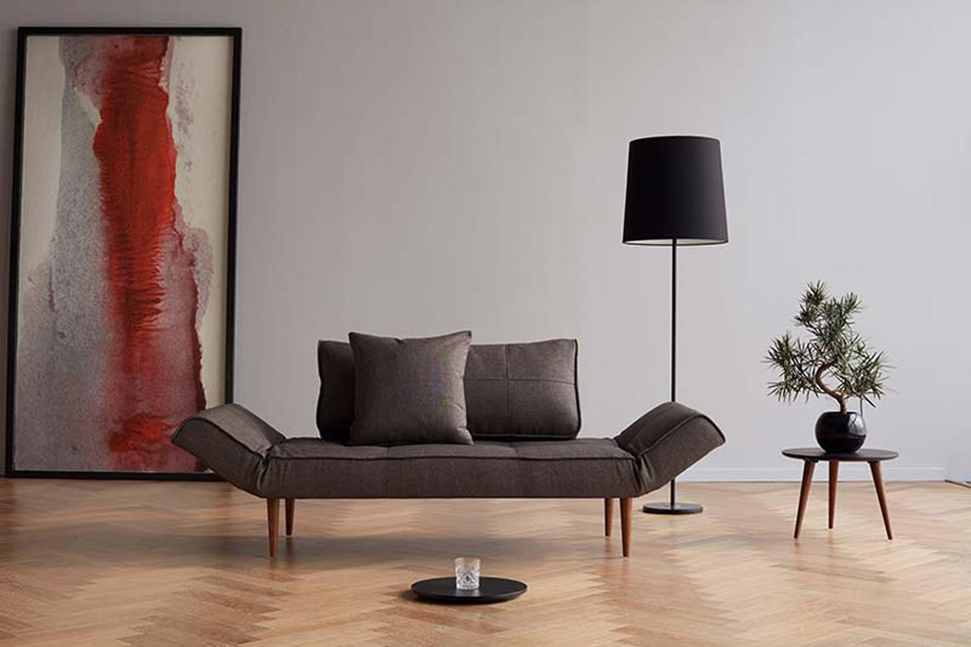 Entdecken Sie das Zeal Klappsofa 70 Styletto von Innovation Living – stilvolles Design, flexible Matratzenoptionen und hochwertige Materialien für höchsten Komfort.