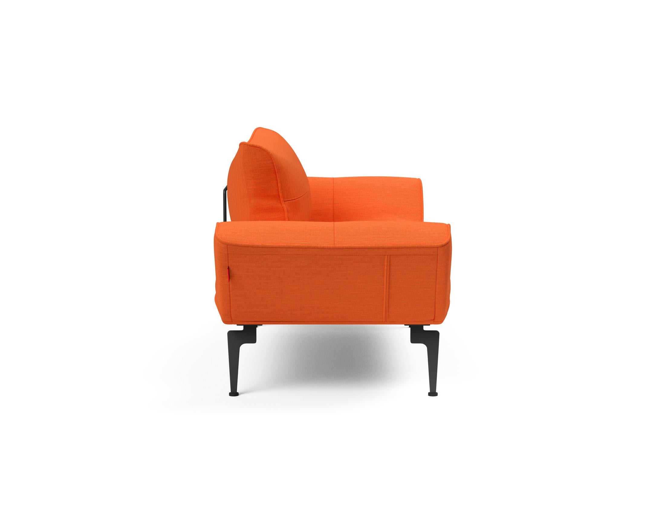 Erleben Sie das Zeal Klappsofa 70 Laser in lebhaftem Elegance Orange – die perfekte Kombination aus modernem Design und praktischer Vielseitigkeit für Ihr Zuhause.