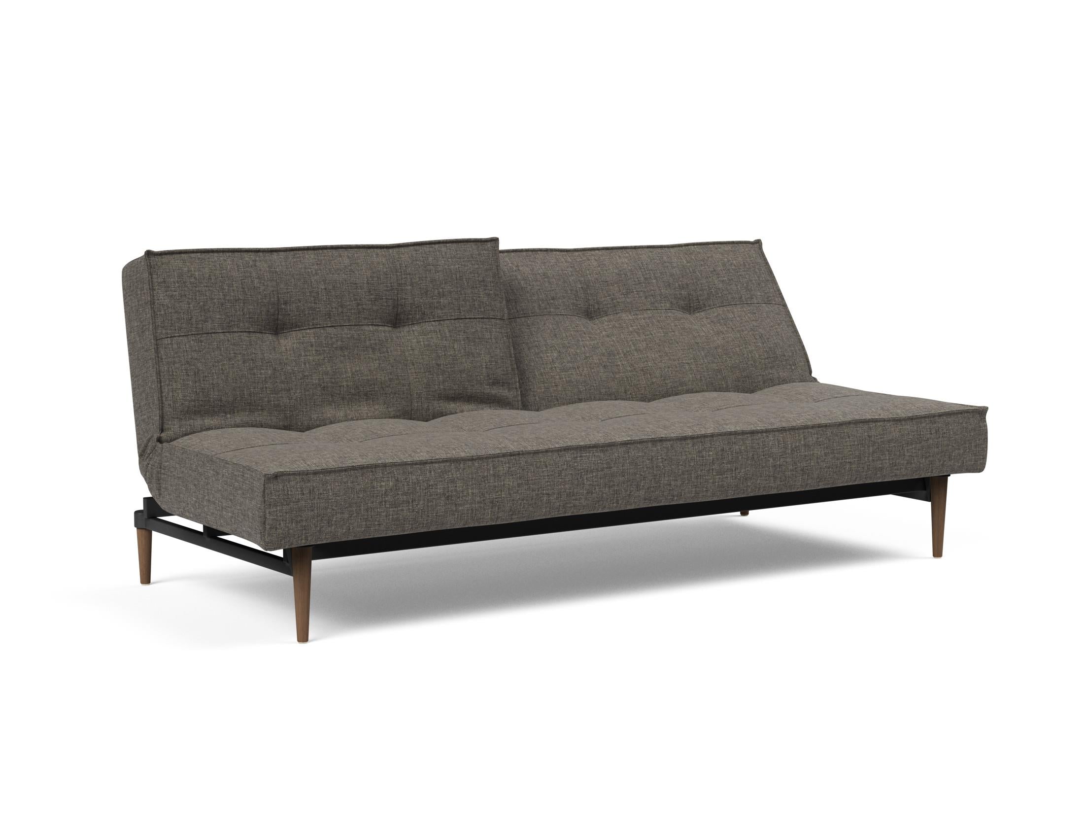 Erleben Sie das stilvolle Splitback Sofabett 115 Styletto von Innovation Living – ideal für flexible Wohnlösungen und zeitgemäßes Design.
