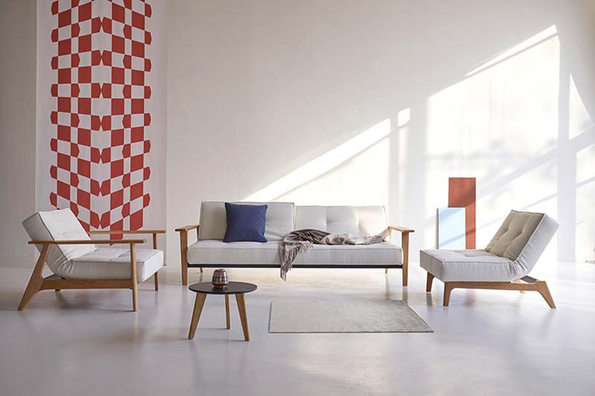 Erleben Sie das stilvolle Splitback Sofabett 115 Frej von Innovation Living – ideal für platzsparende Lösungen und zeitgemäße Einrichtung.