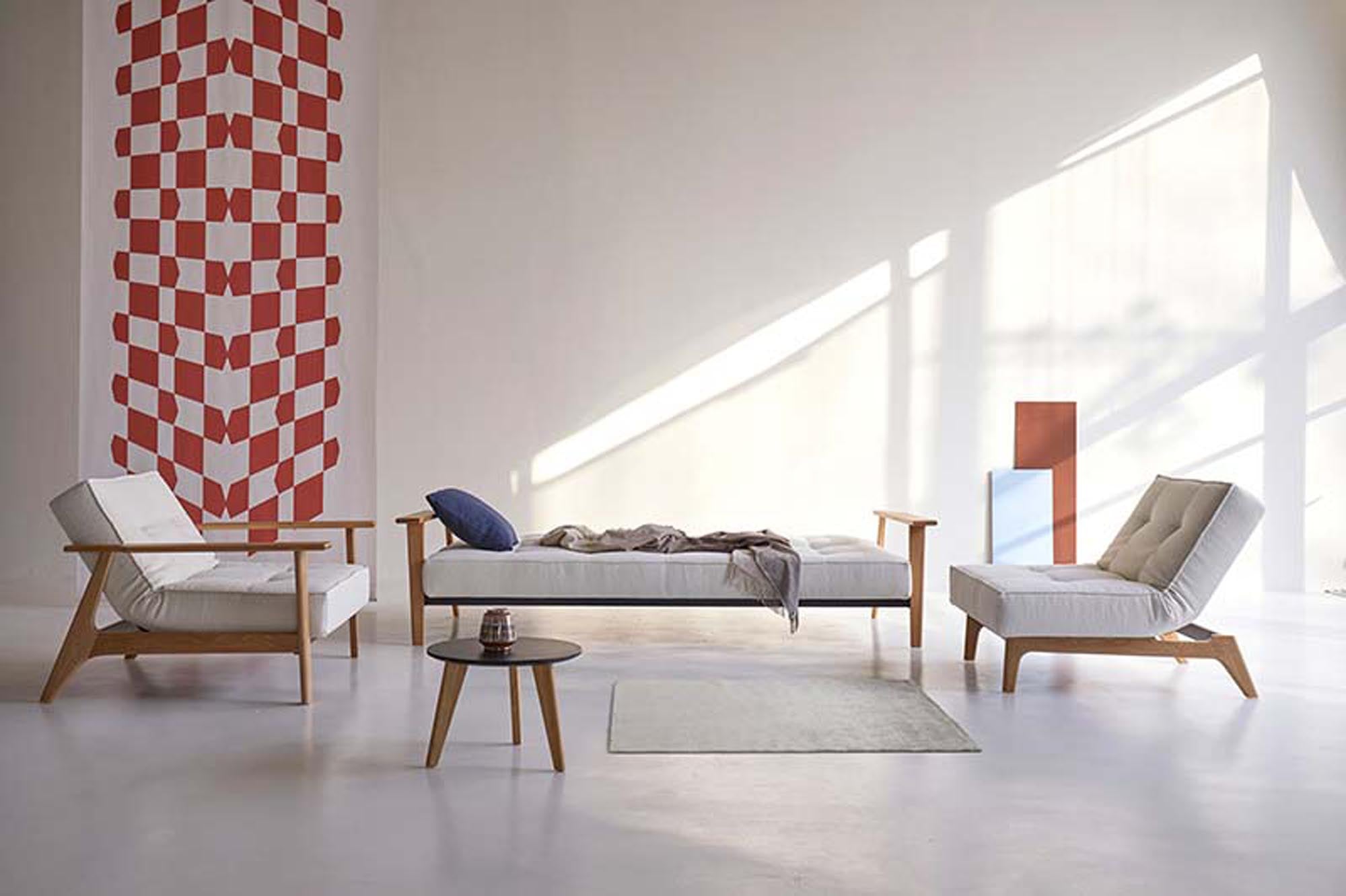 Erleben Sie das stilvolle Splitback Sofabett 115 Frej von Innovation Living – ideal für platzsparende Lösungen und zeitgemäße Einrichtung.