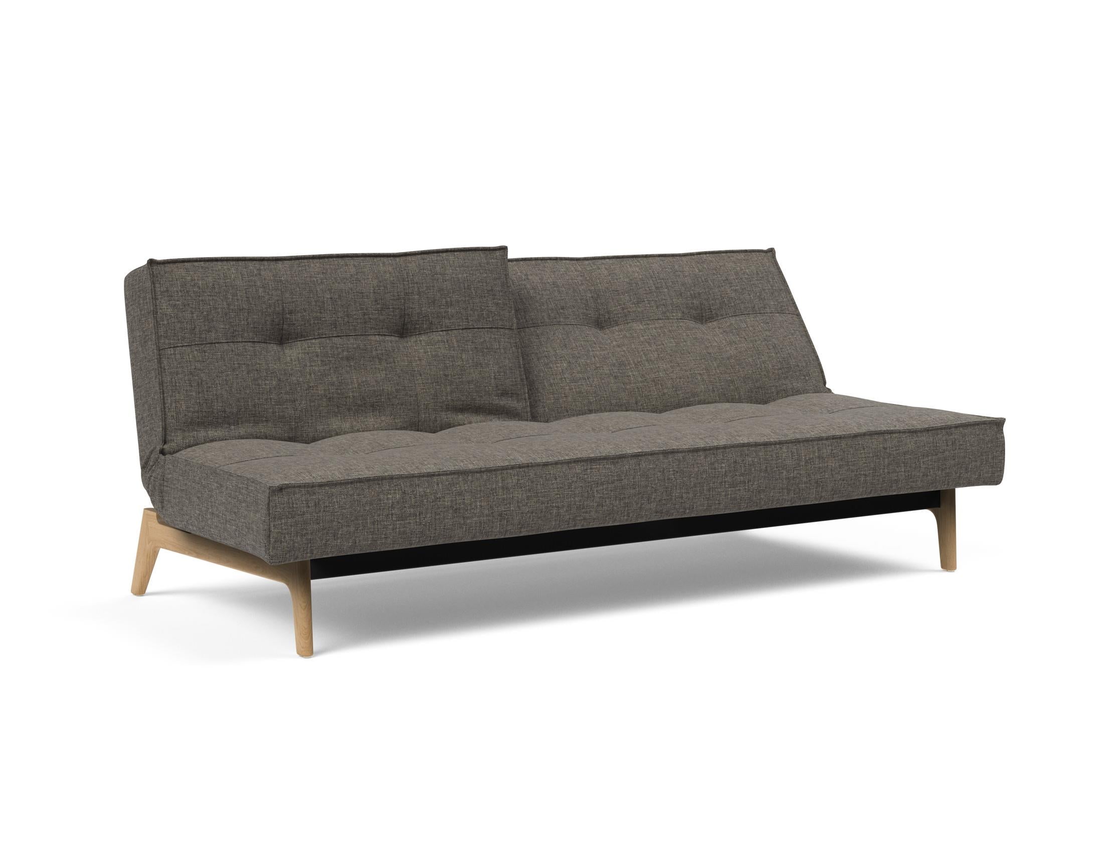 Das Splitback Sofabett 115 Eik von Innovation Living vereint stilvolle Eleganz mit praktischer Vielseitigkeit – ideal für Ihr Zuhause.