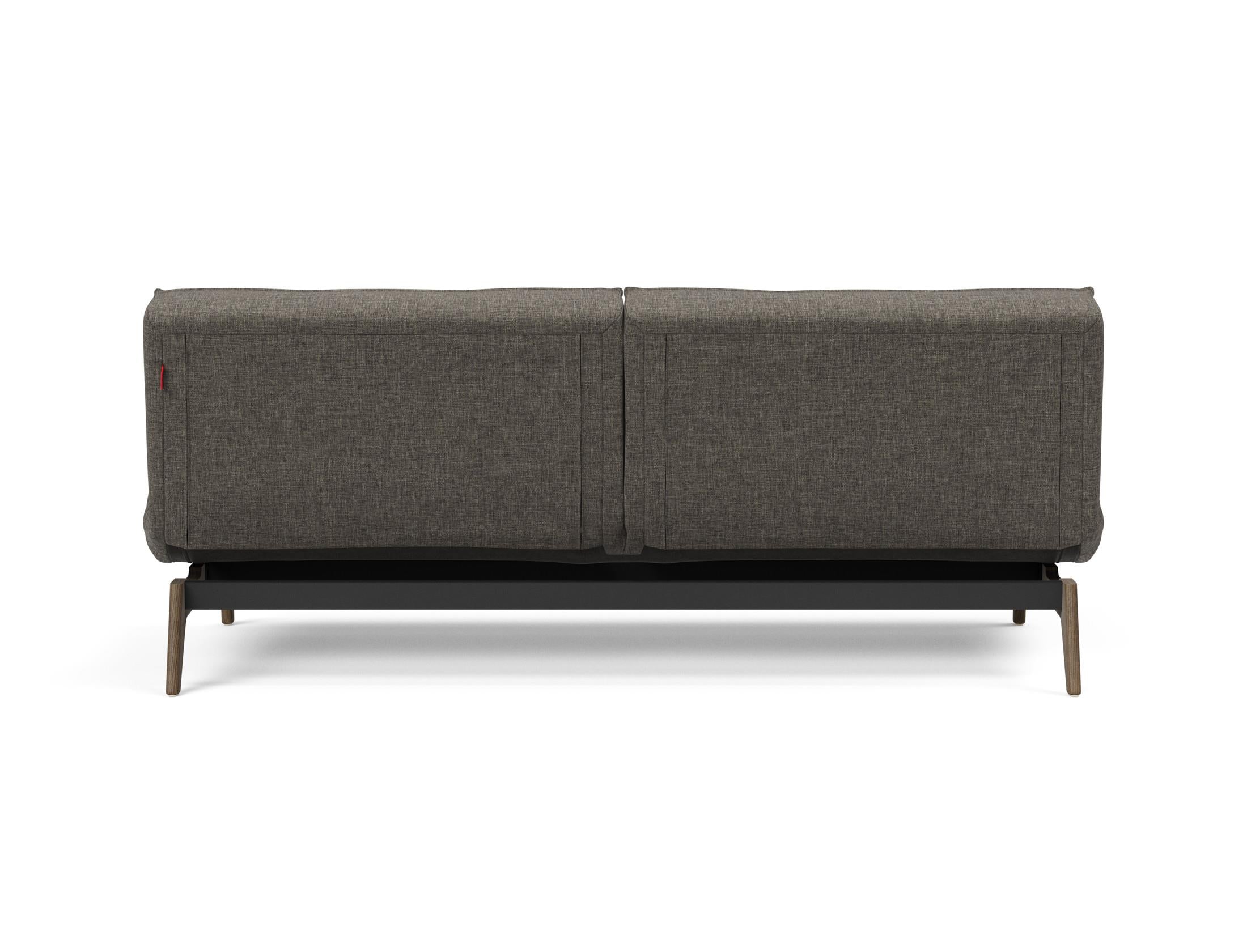 Das Splitback Sofabett 115 Eik von Innovation Living vereint stilvolle Eleganz mit praktischer Vielseitigkeit – ideal für Ihr Zuhause.
