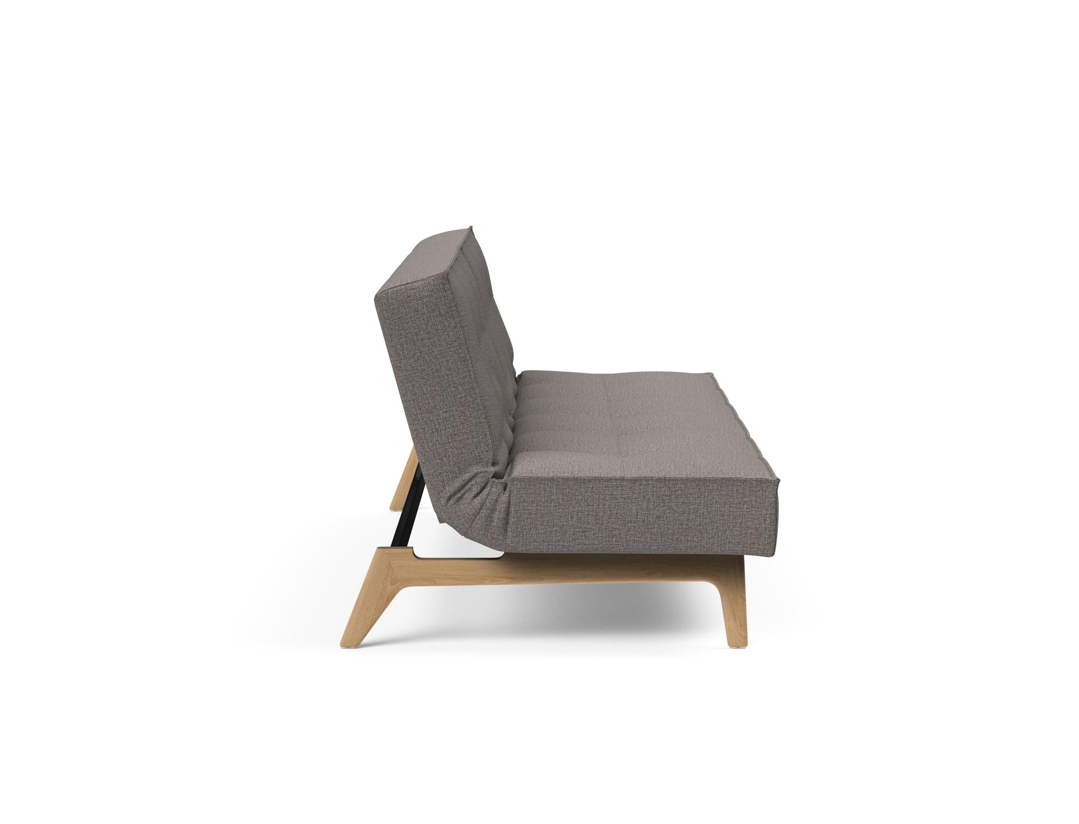 Das Splitback Sofabett 115 Eik von Innovation Living vereint stilvolle Eleganz mit praktischer Vielseitigkeit – ideal für Ihr Zuhause.