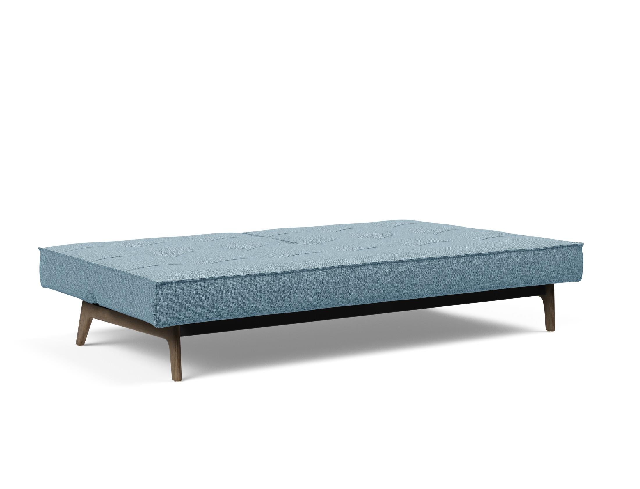 Das Splitback Sofabett 115 Eik von Innovation Living vereint stilvolle Eleganz mit praktischer Vielseitigkeit – ideal für Ihr Zuhause.