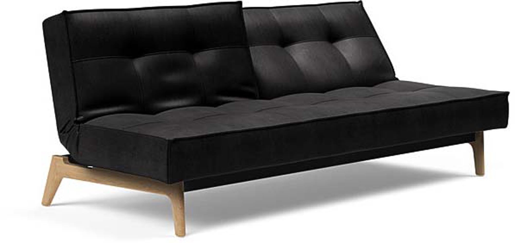 Das Splitback Sofabett 115 Eik von Innovation Living vereint stilvolle Eleganz mit praktischer Vielseitigkeit – ideal für Ihr Zuhause.