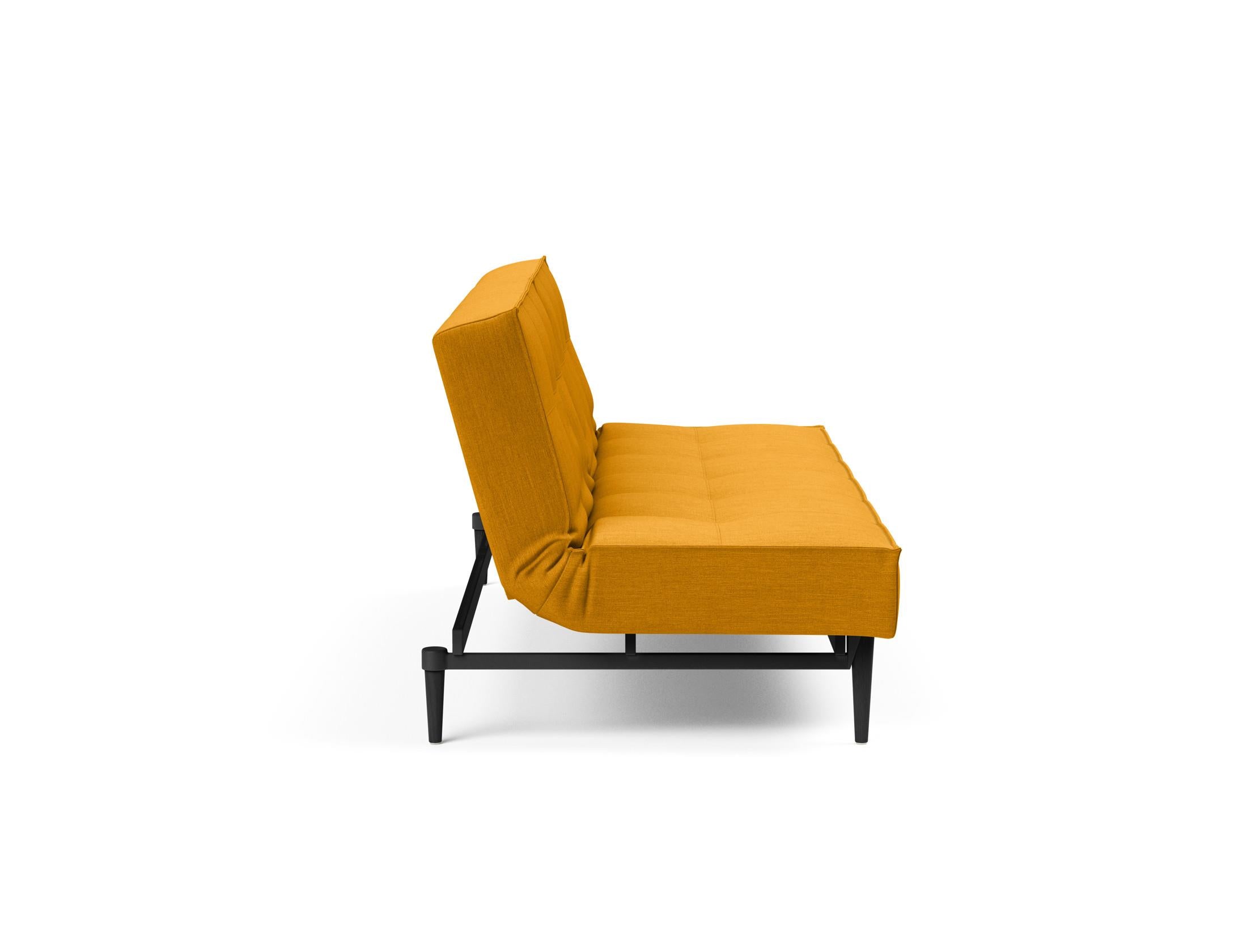 Erleben Sie das stilvolle Splitback Sofabett 115 Styletto von Innovation Living – ideal für flexible Wohnlösungen und zeitgemäßes Design.