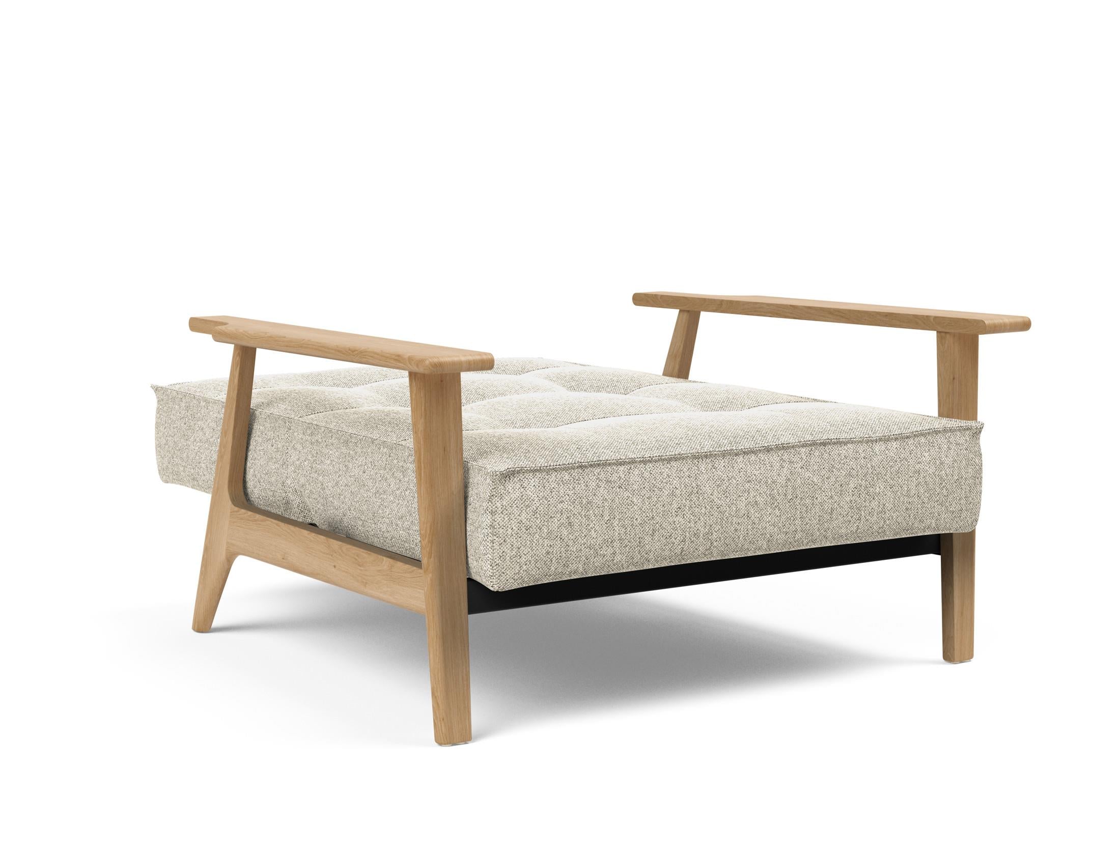 Entdecken Sie den Splitback Frej Sessel von Innovation Living – stilvoll, vielseitig und individuell anpassbar für Ihr Zuhause.