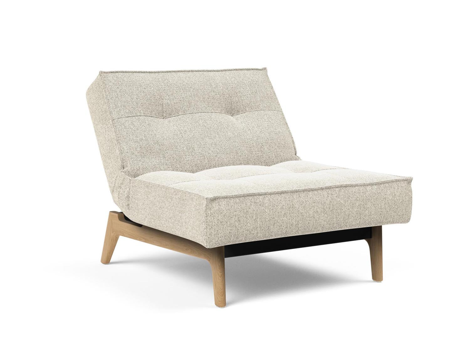 Erleben Sie den Splitback Eik Sessel von Innovation Living – ein elegantes Möbelstück, das durch seine Vielseitigkeit und hochwertige Verarbeitung besticht.