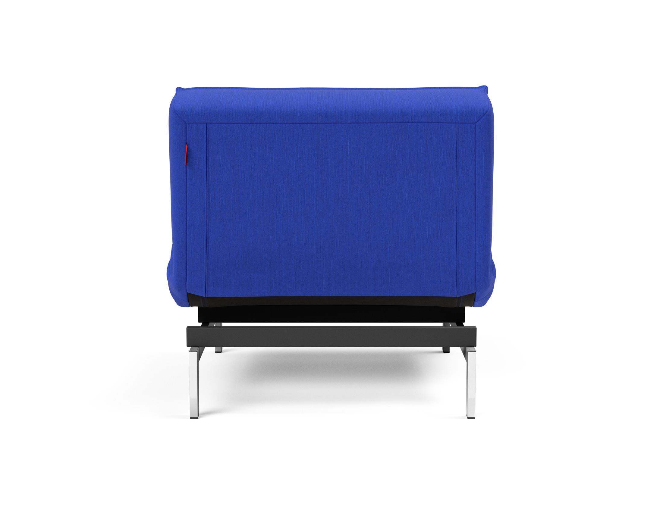 Der Splitback Chrome Sessel von Innovation Living kombiniert modernes Design mit praktischer Flexibilität – ideal für trendbewusste Interiors.