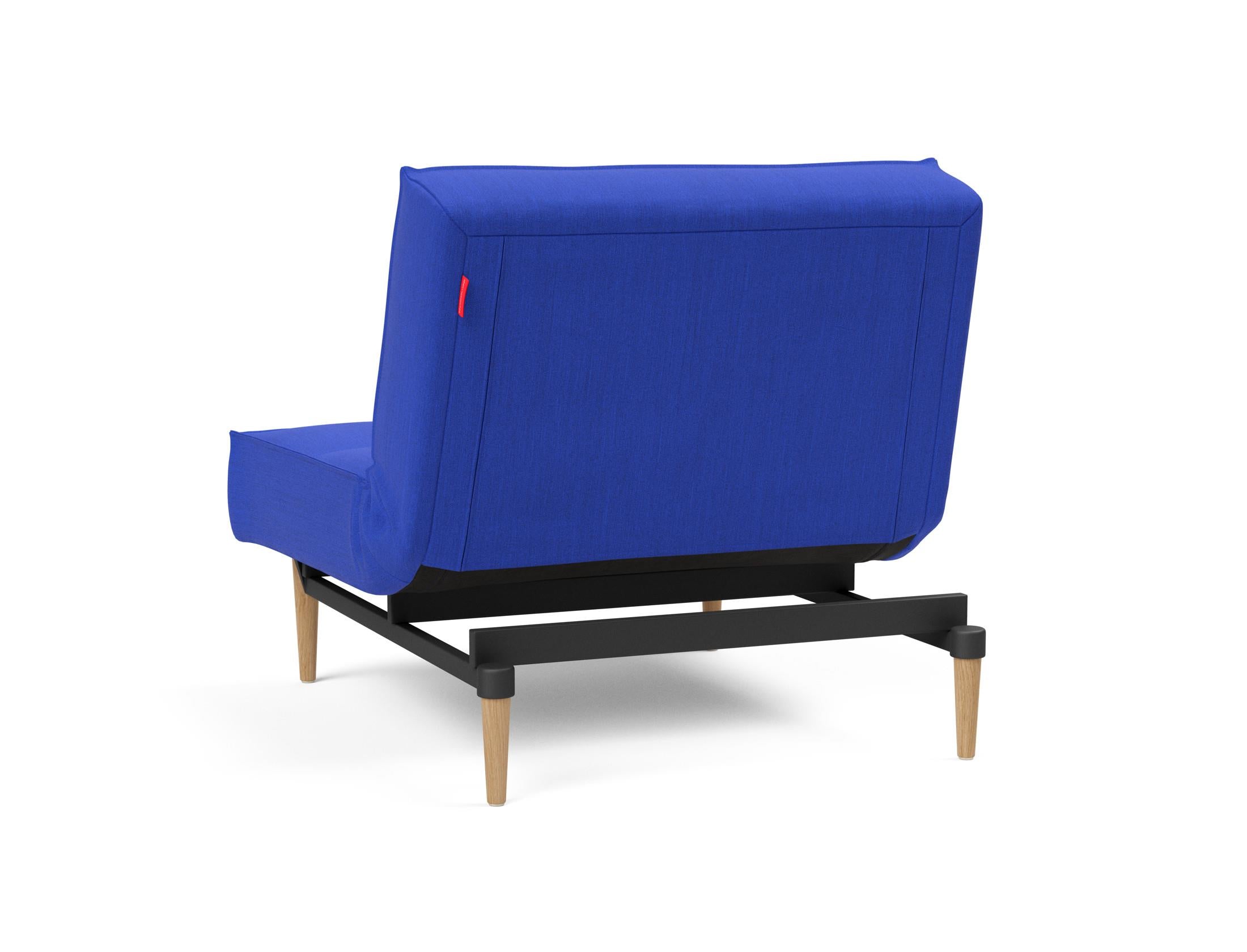 Entdecken Sie den eleganten Splitback Styletto Sessel von Innovation Living – ein zeitloses Design, das Komfort und Funktionalität vereint.