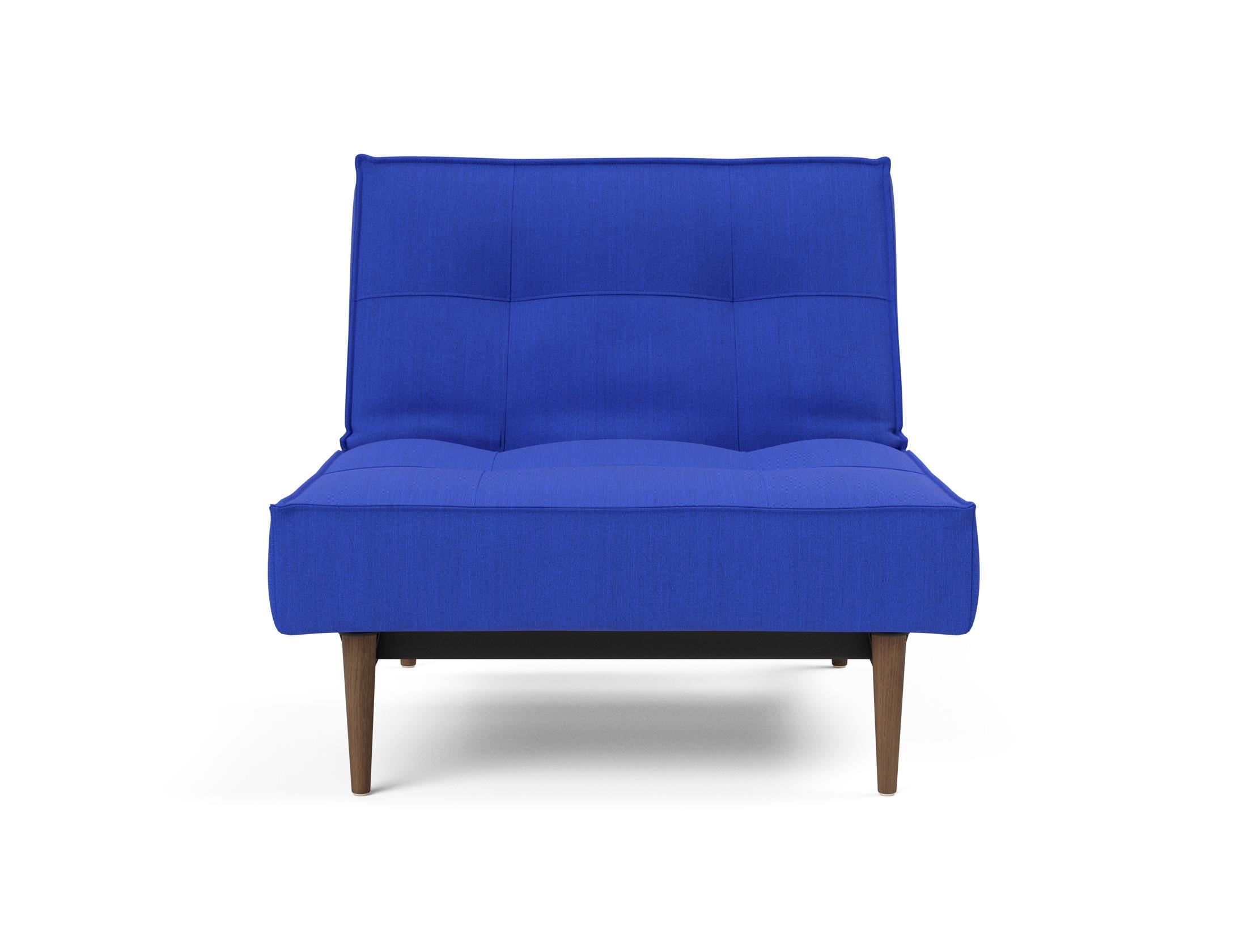 Entdecken Sie den eleganten Splitback Styletto Sessel von Innovation Living – ideal für zeitgemässe Räume und flexible Einsatzmöglichkeiten.