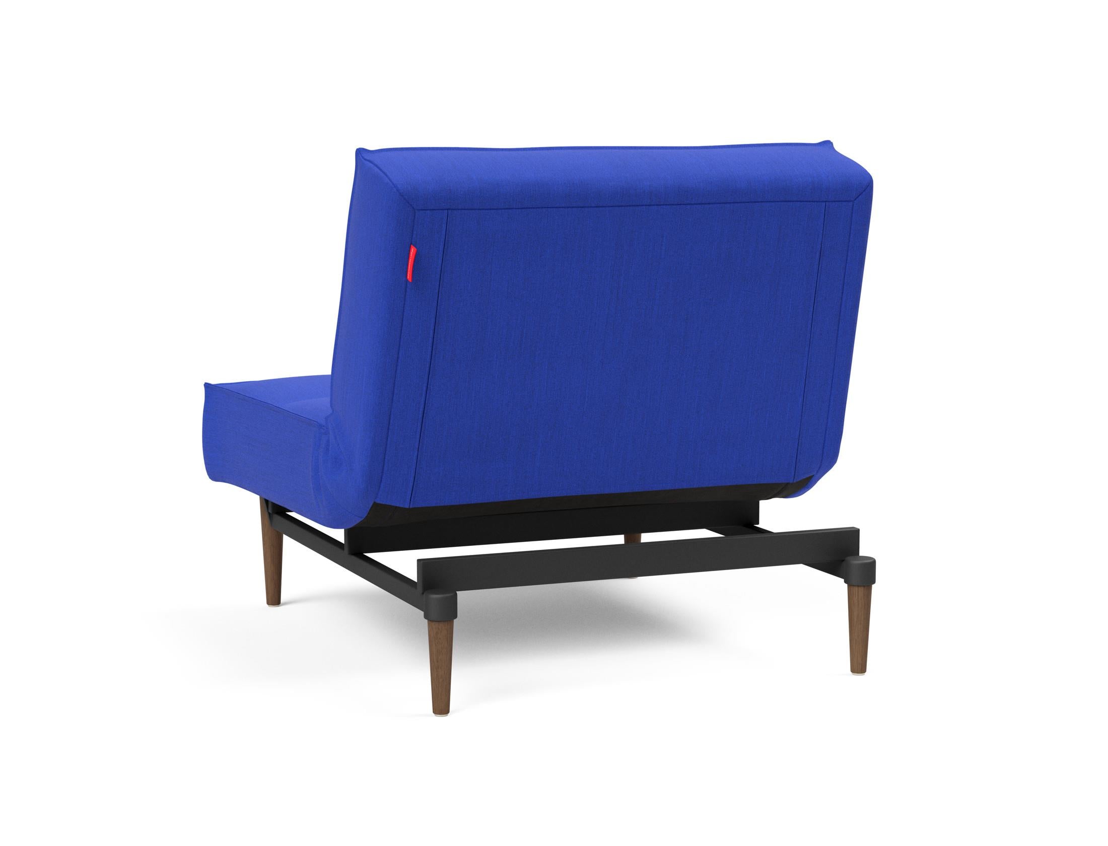 Entdecken Sie den eleganten Splitback Styletto Sessel von Innovation Living – ein zeitloses Design, das Komfort und Funktionalität vereint.