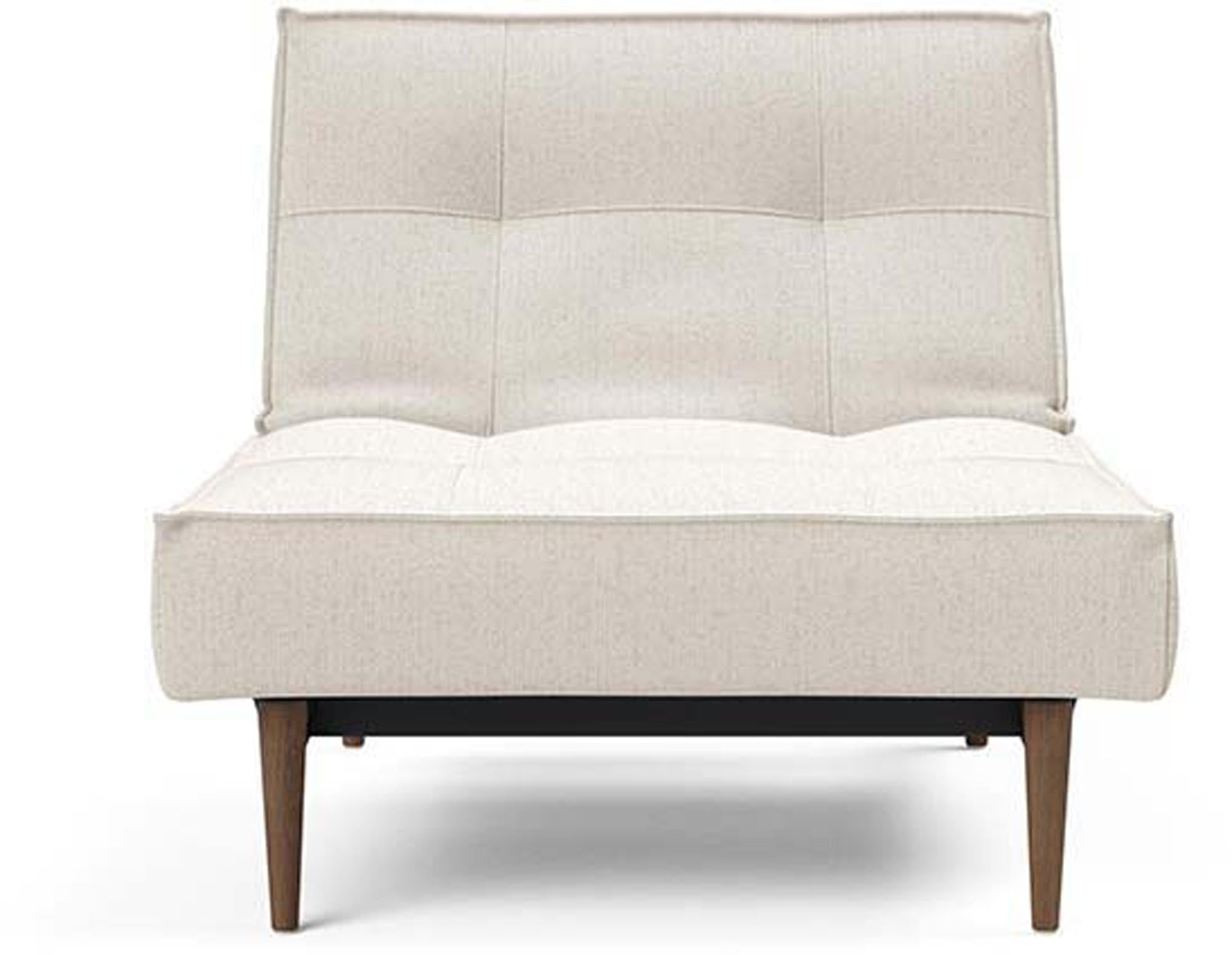 Entdecken Sie den eleganten Splitback Styletto Sessel von Innovation Living – ein perfektes Zusammenspiel aus Design, Komfort und Funktionalität.