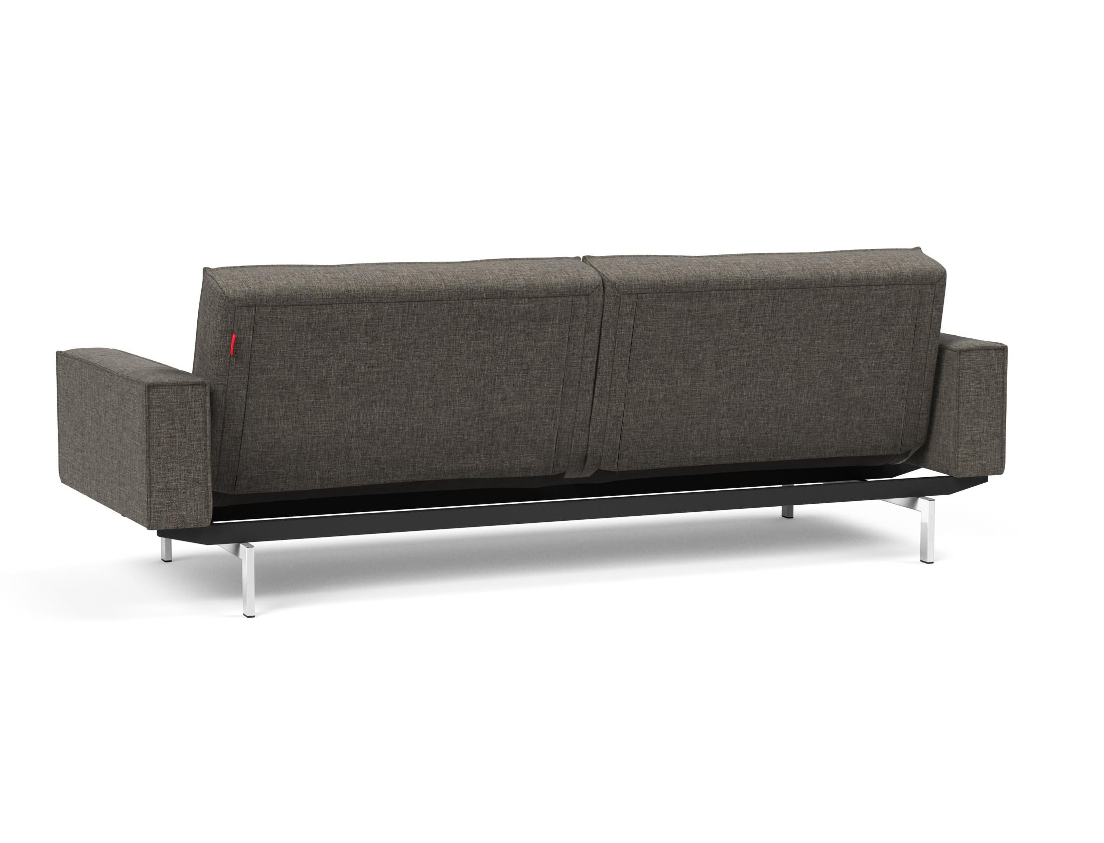 Entdecken Sie das Splitback Sofabett 115 Chrom mit Armlehnen von Innovation Living – ein elegantes Möbelstück, das Komfort und Stil vereint.