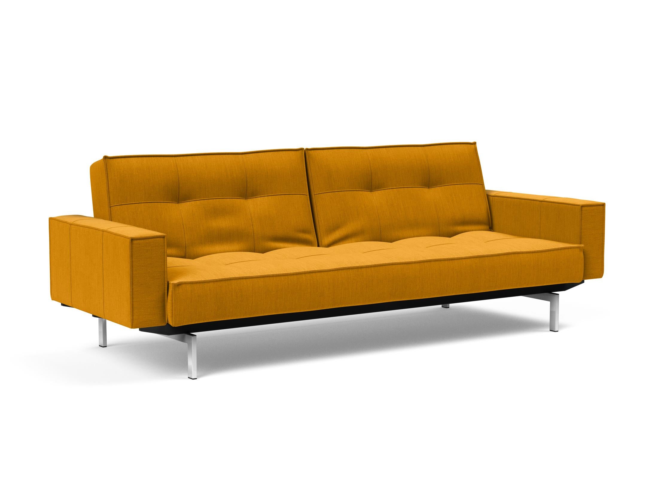 Entdecken Sie das Splitback Sofabett 115 Chrom mit Armlehnen von Innovation Living – ein elegantes Möbelstück, das Komfort und Stil vereint.