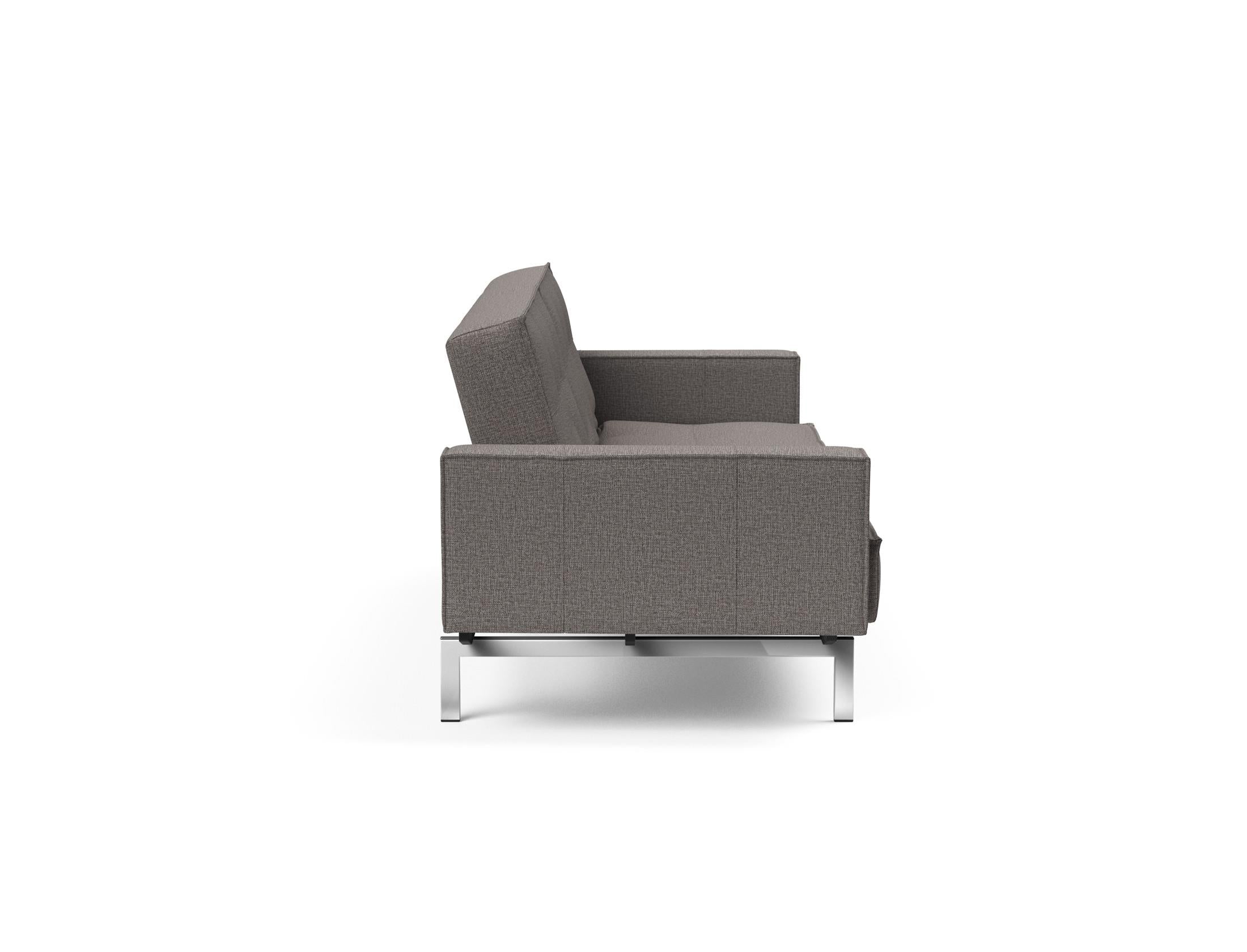 Erleben Sie das Splitback Sofabett 115 Chrom mit Armlehnen von Innovation Living – ein stilvolles, funktionales Sofa für jeden Raum.