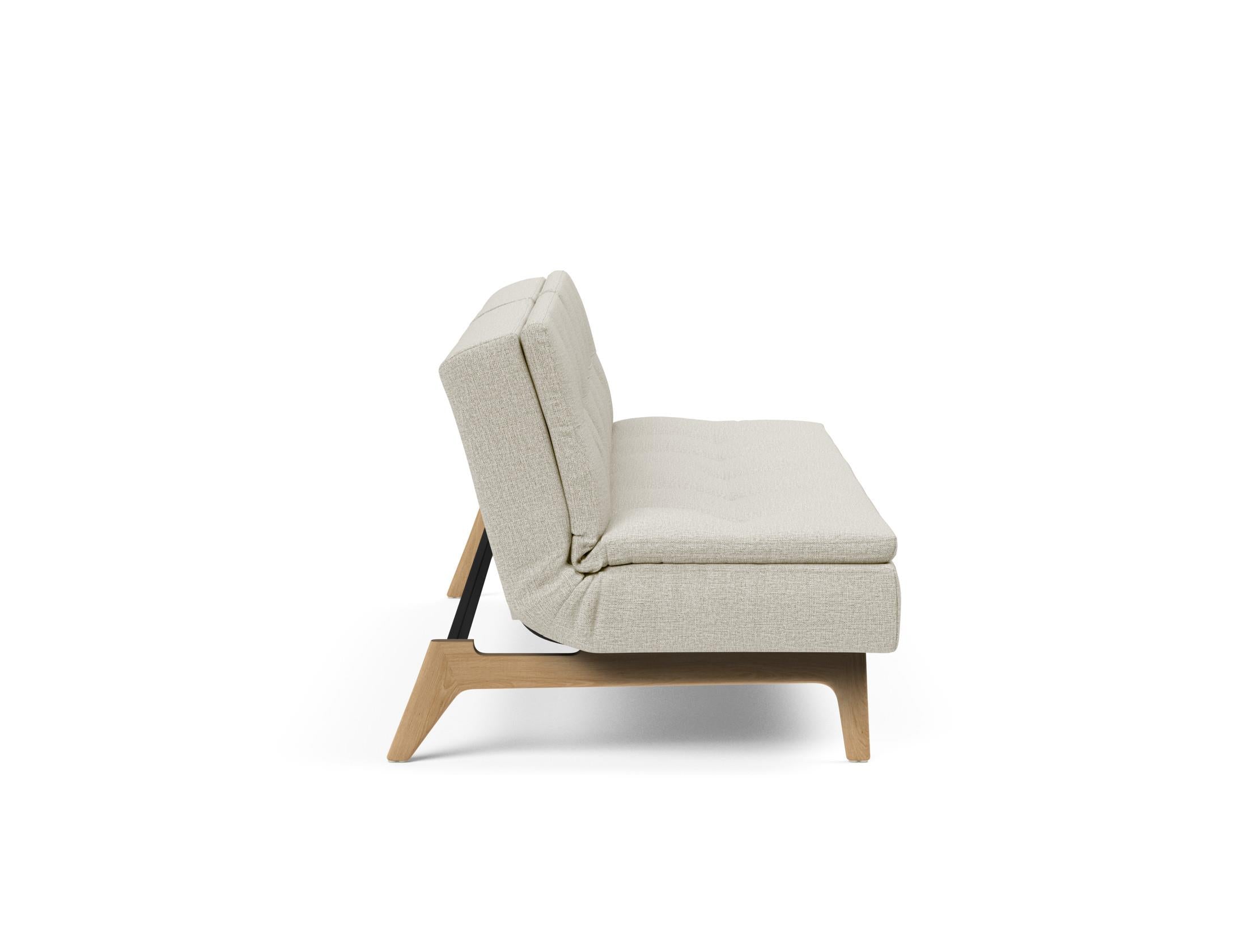 Das Dublexo Eik Schlafsofa 115 Eiche von Innovation Living bietet eleganten Komfort und vielseitige Nutzung – perfekt für jedes Zuhause.