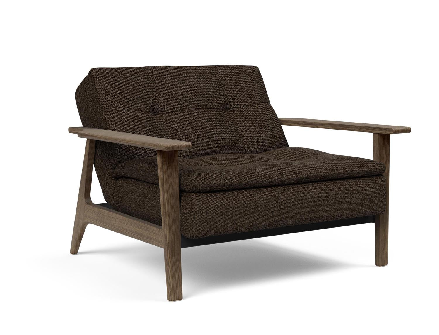 Entdecken Sie den Dublexo Frej Sessel in edler Rauch-Eiche – ein stilvolles, multifunktionales Möbelstück für Ihr modernes Wohnzimmer.