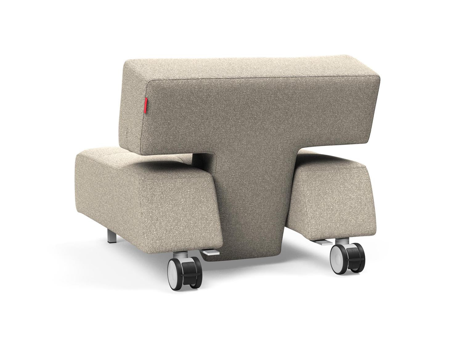 Entdecken Sie den Long Horn D.E.L. Sessel von Innovation Living – ein stilvolles, multifunktionales Möbelstück für höchsten Komfort in Ihrem Wohnzimmer.