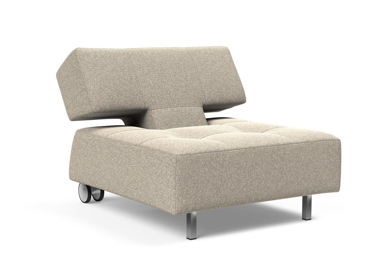 Erleben Sie den Long Horn D.E.L. Sessel von Innovation Living – ein elegantes, anpassungsfähiges Möbelstück, das Komfort und Stil in Ihr Zuhause bringt.