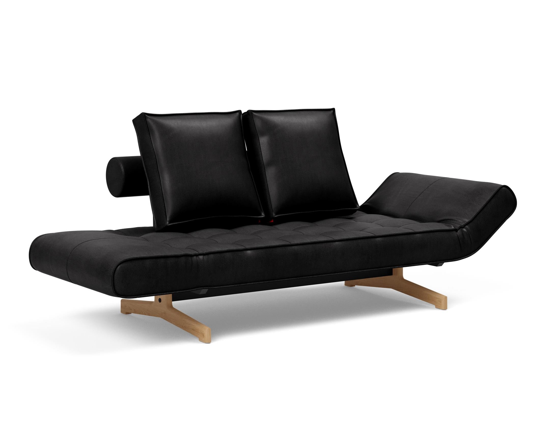 Erleben Sie das Ghia Klappsofa 80 Eiche von Innovation Living – eine elegante Lösung, die Komfort und Vielseitigkeit in jeden Raum bringt.