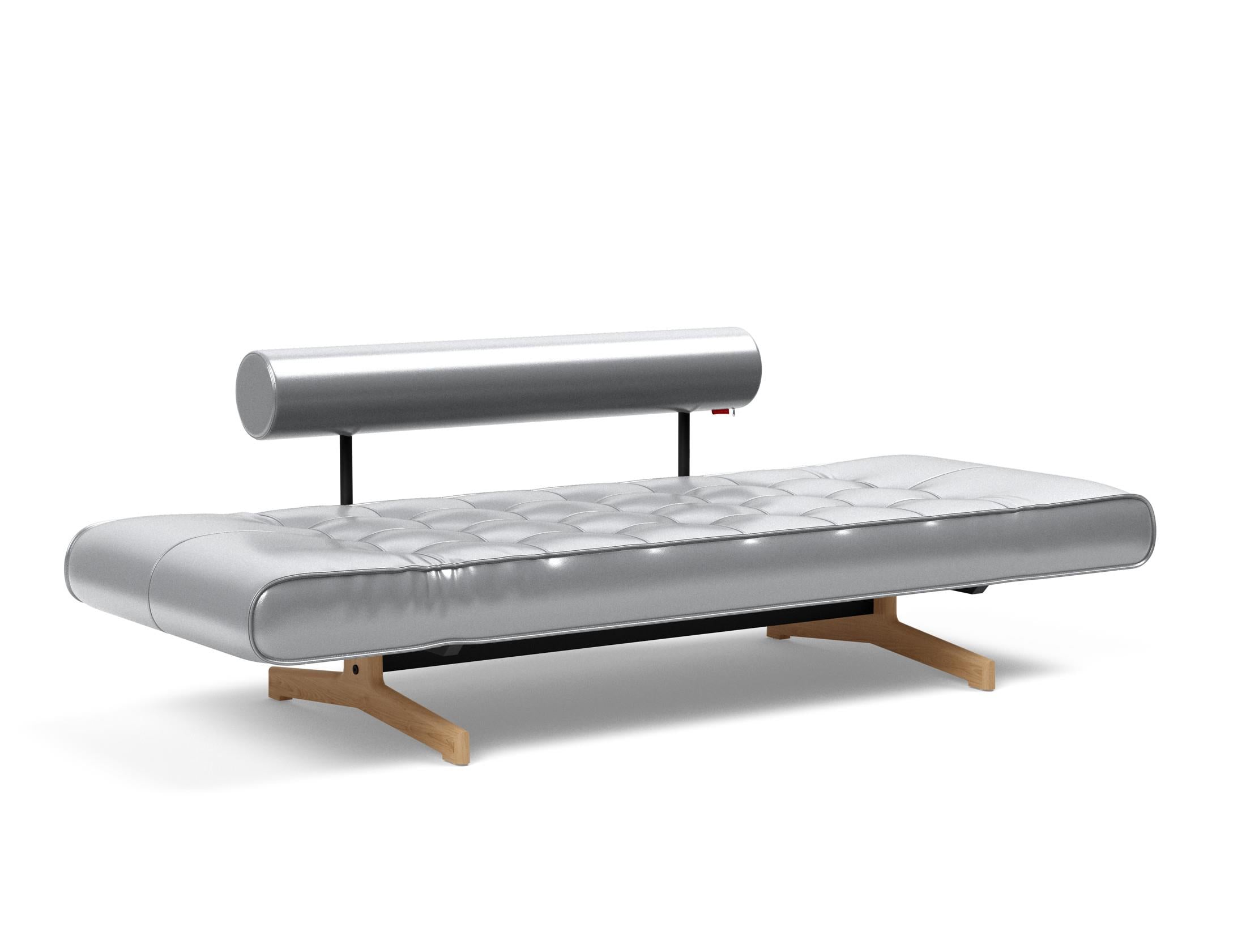 Das Ghia Klappsofa 80 Eiche von Innovation Living vereint modernes Design mit Funktionalität – ideal für kleine Räume und Übernachtungen.