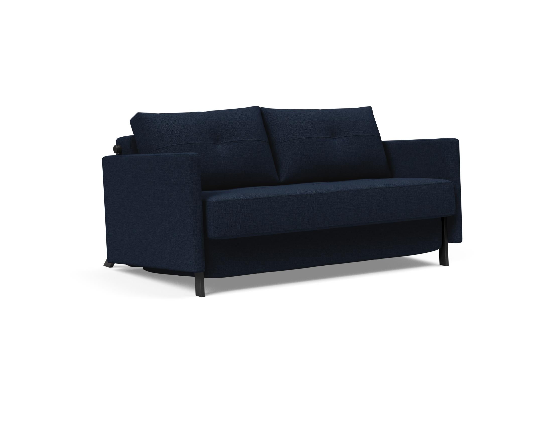 Entdecken Sie das Cubed Klappsofa 140 von Innovation Living – ein stilvolles, funktionales Sofa mit Armlehnen, das sich schnell in ein komfortables Bett verwandelt.