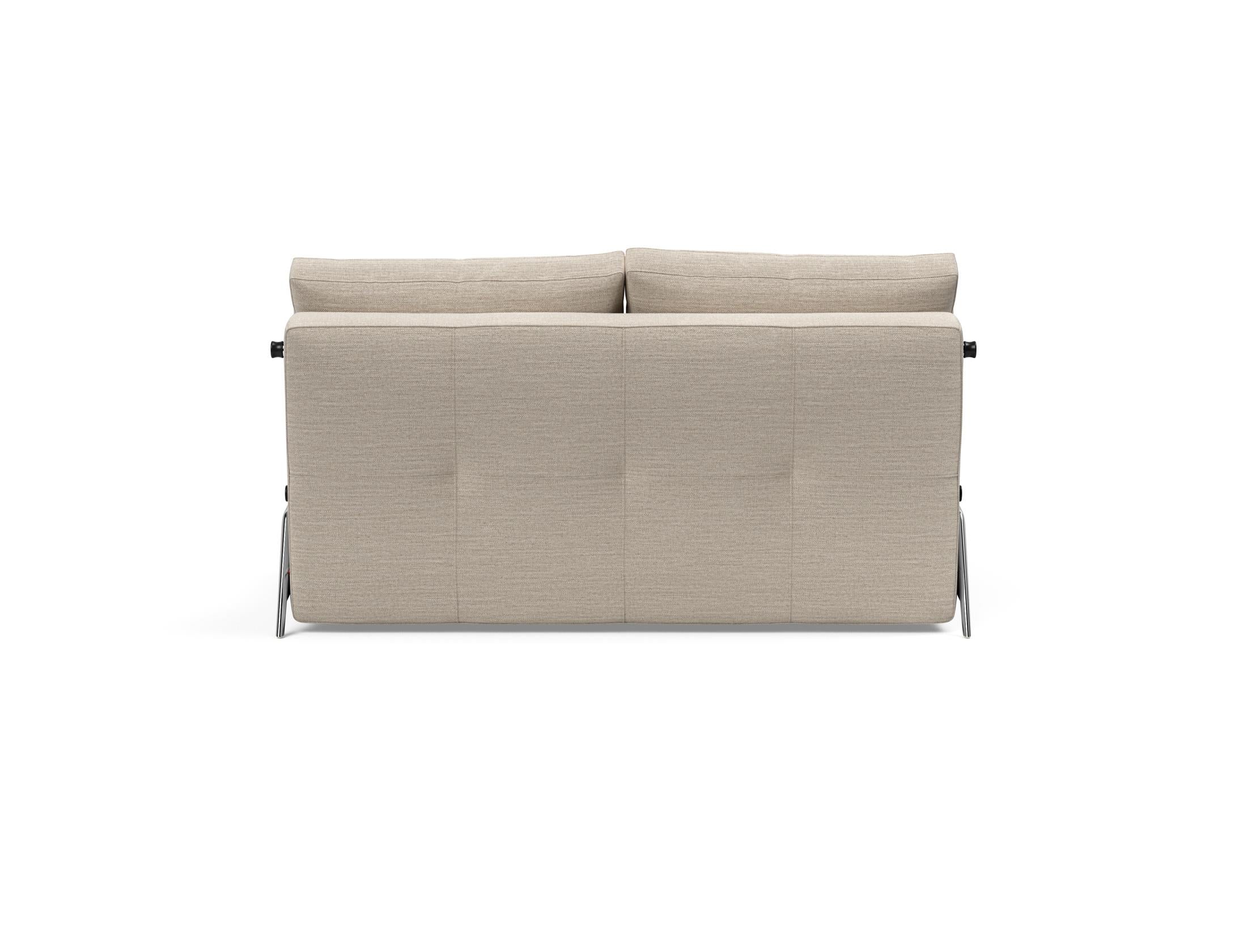 Cubed Klappsofa 140: Kompaktes Design trifft Funktionalität. Verwandelt sich schnell in ein Bett und bietet Stauraum für Bettzeug.