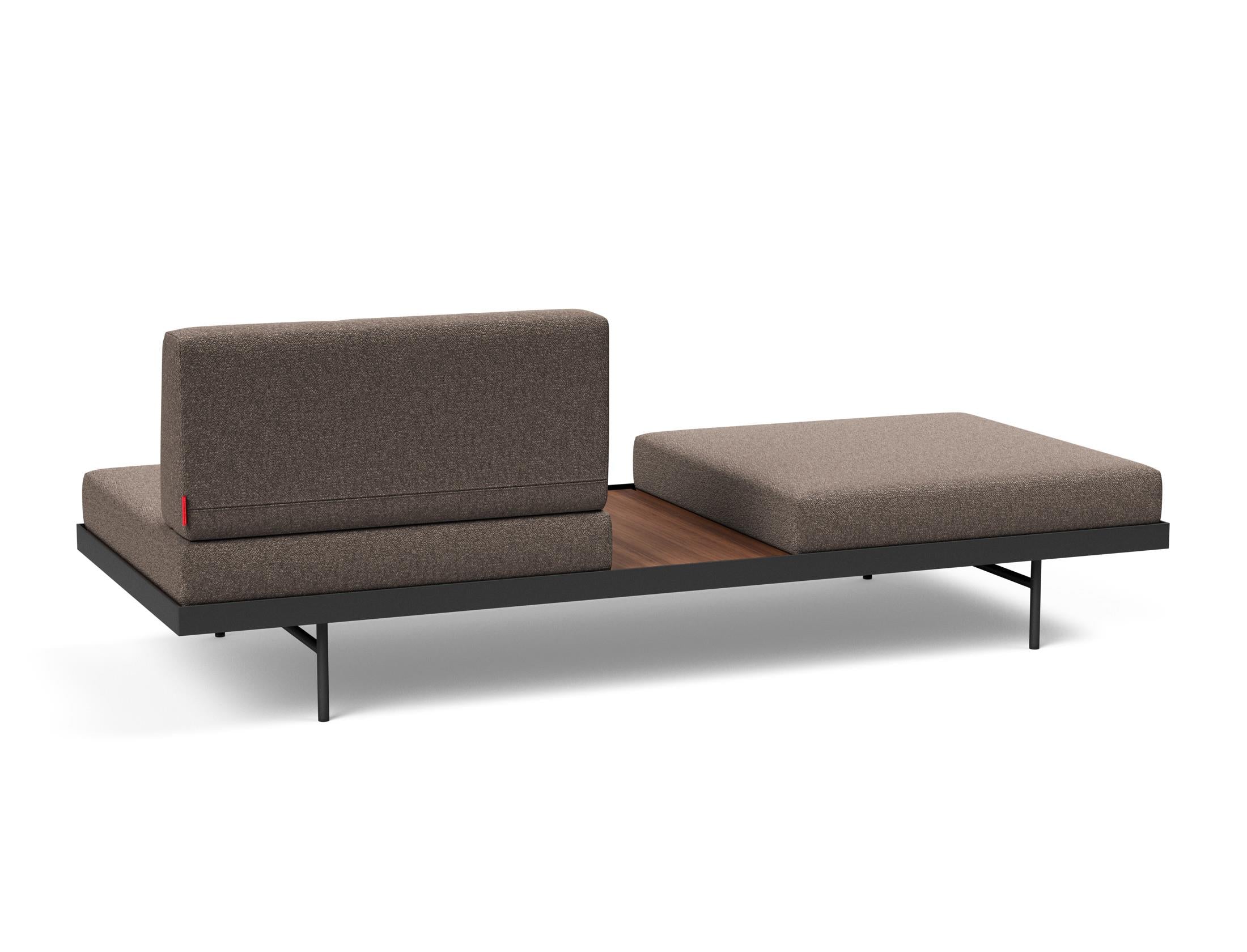 Das Puri Klappsofa von Innovation Living vereint elegantes Design mit praktischer Funktionalität und ist perfekt für jedes Zuhause.