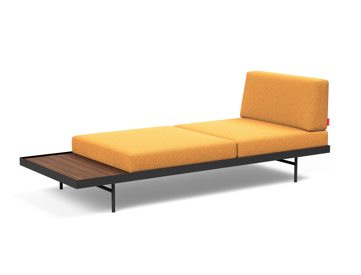 Puri Klappsofa mit Tisch in 536 Bouclé Ochre präsentiert im Onlineshop von KAQTU Design AG. Bettsofa ist von Innovation Living