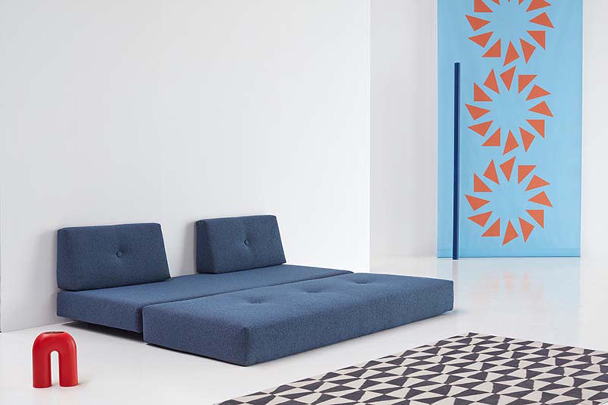 Entdecken Sie das vielseitige Sigmund Bettsofa von Innovation Living – elegant, funktional und perfekt für kleine Räume oder Gästezimmer.