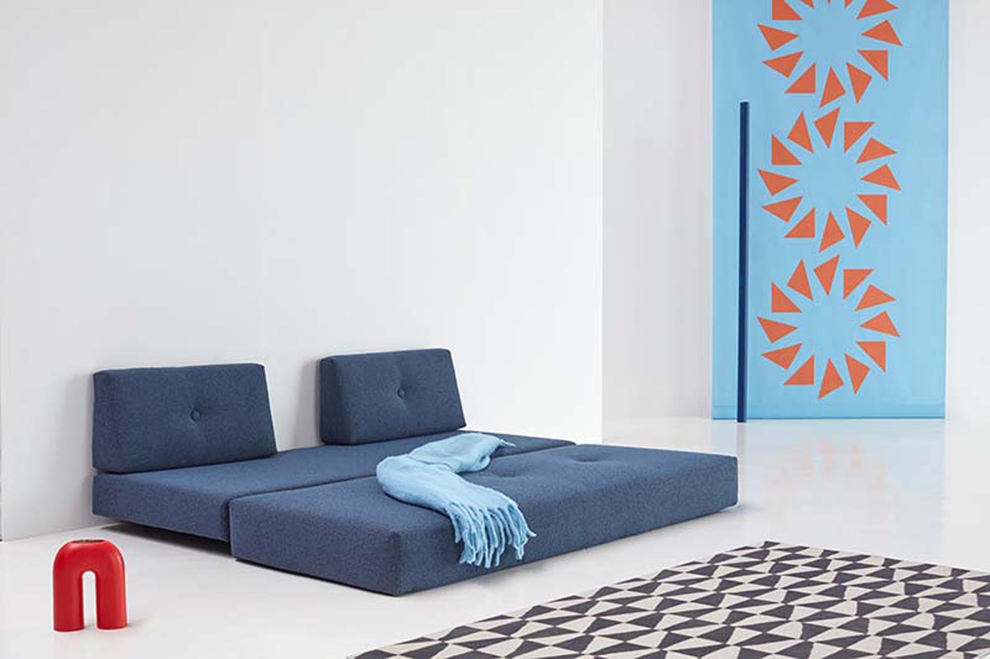 Erleben Sie das Sigmund Bettsofa von Innovation Living – stilvoll, wandelbar und ideal für jeden Wohnraum. Komfort trifft auf modernes Design.