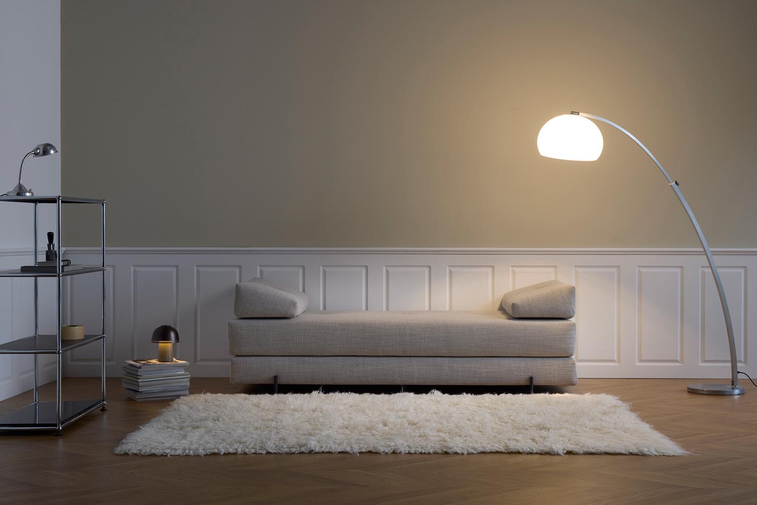 Das Sigmund Bettsofa von Innovation Living vereint modernes Design mit praktischer Vielseitigkeit – ideal für stilvolle Wohnräume.