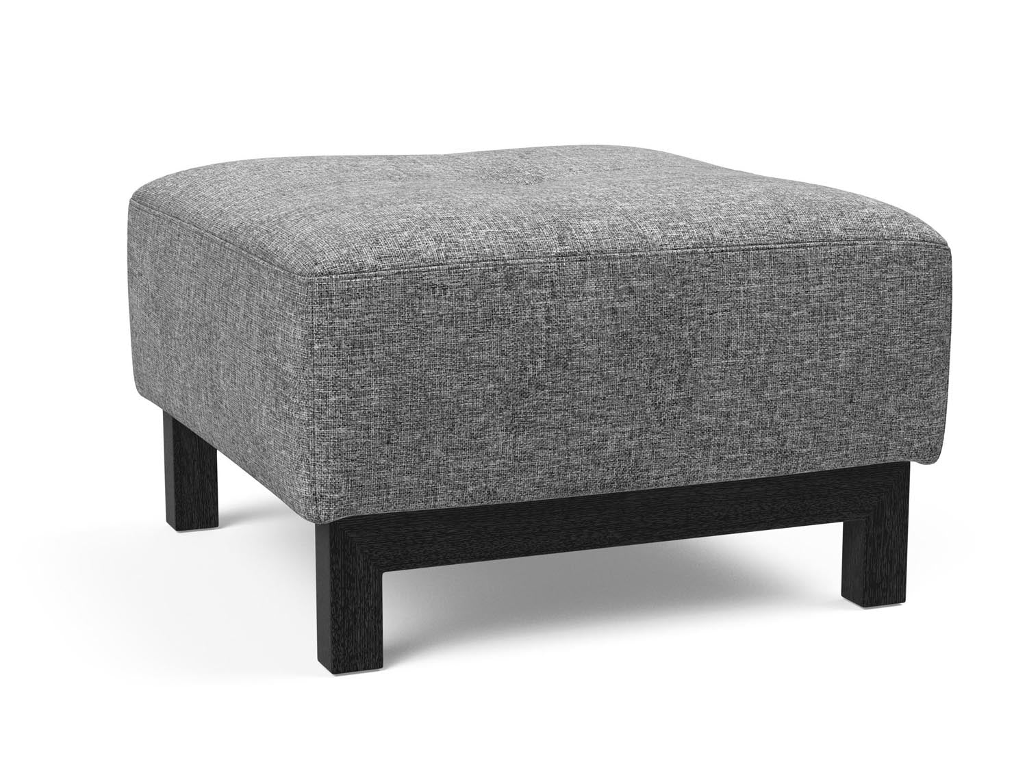 Entdecken Sie die Bifrost D.E.L. Ottoman von Innovation Living – stilvolles Design aus schwarzer Eiche, vielseitig einsetzbar und perfekt kombinierbar.