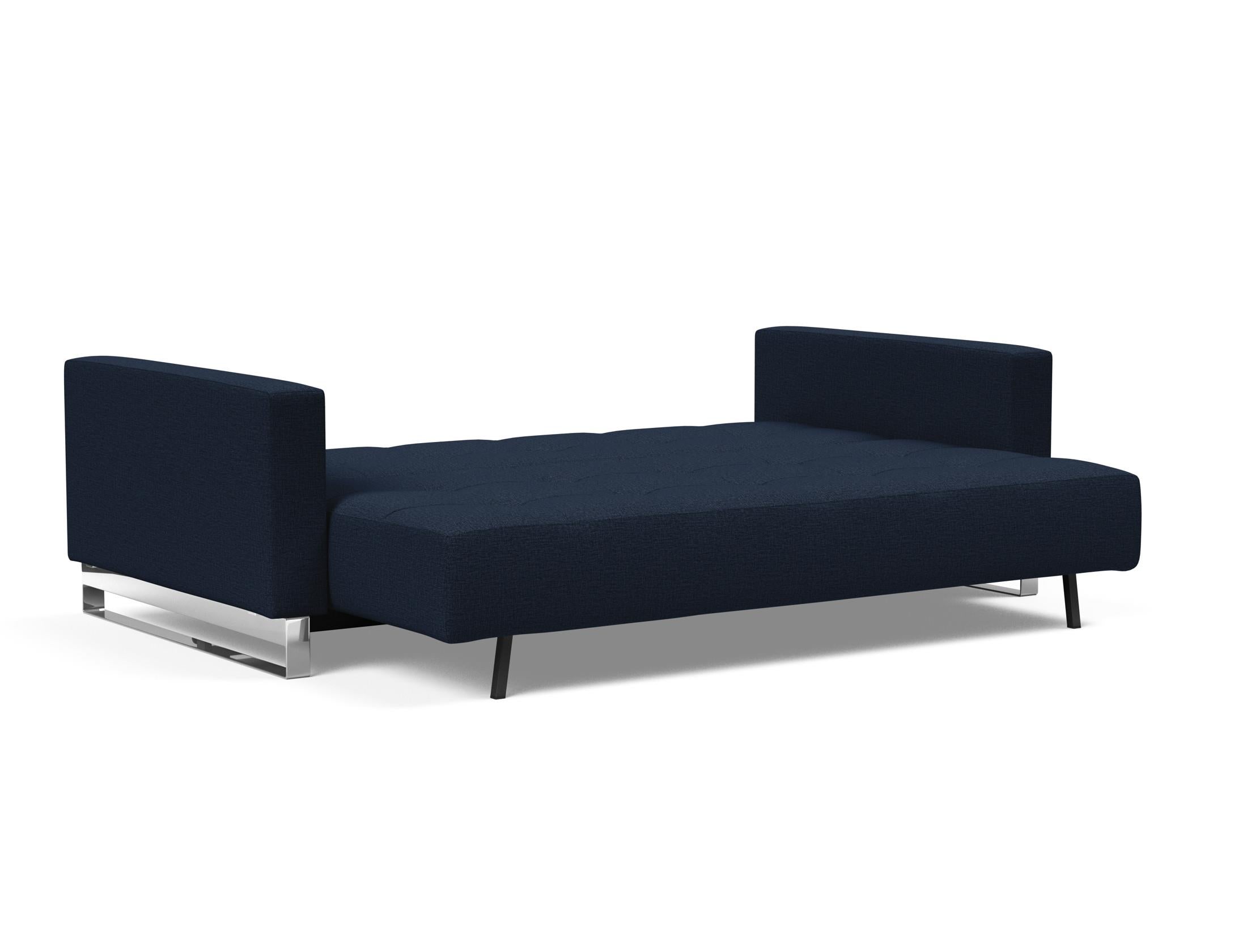Entdecken Sie das Cassius D.E.L. Schlafsofa von Innovation Living – ein vielseitiges Sofa, das sich mühelos in ein komfortables Doppelbett verwandelt.