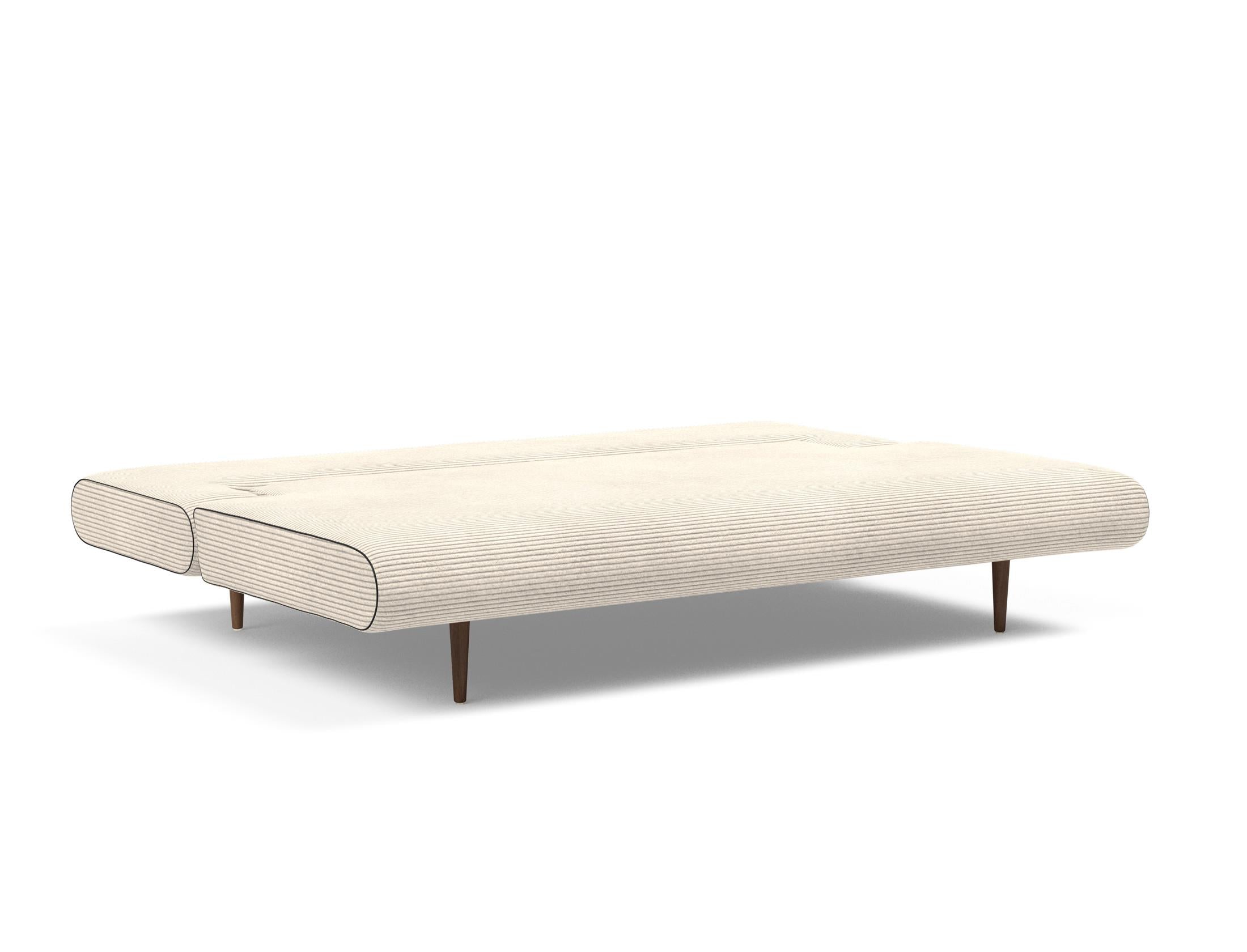 Erleben Sie das Unfurl Lounger von Innovation Living – ein elegantes Multitalent, das Schlafkomfort und modernes Design vereint.