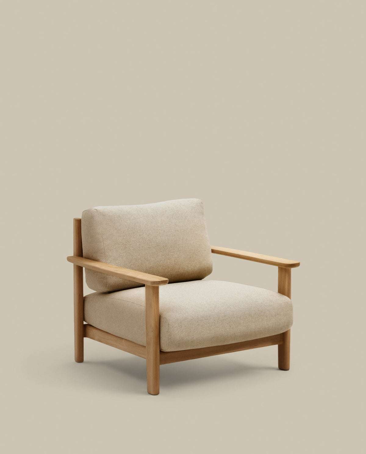 Poltrona Tirant realizzata in massello di teak FSC 100%