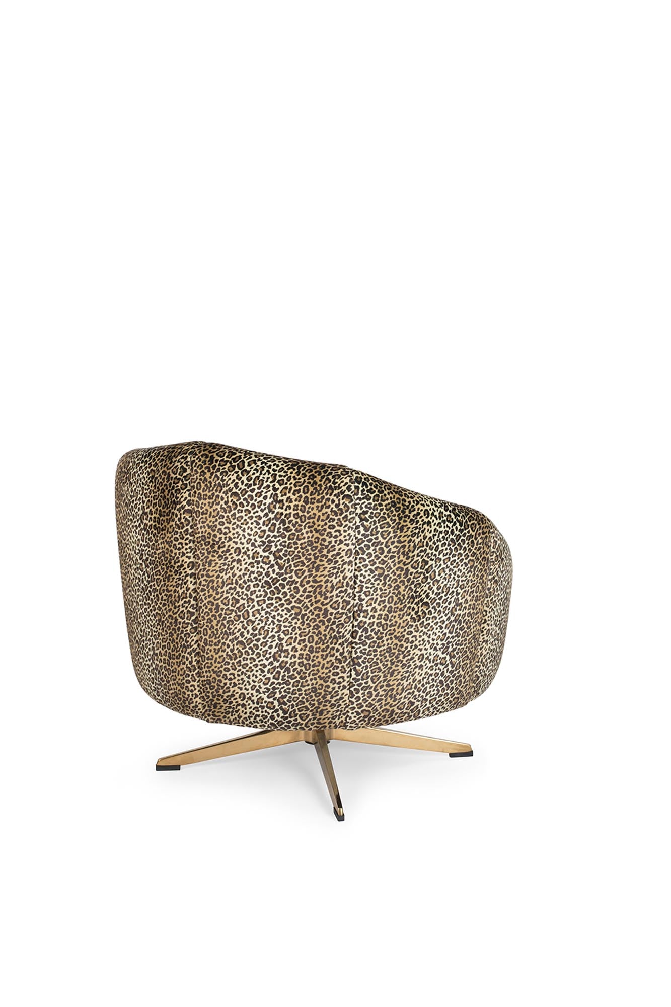 Entspanne stilvoll im WHERE THE SUN DOESN'T SHINE Loungesessel von Bold Monkey. Elegantes Design trifft auf höchsten Komfort.