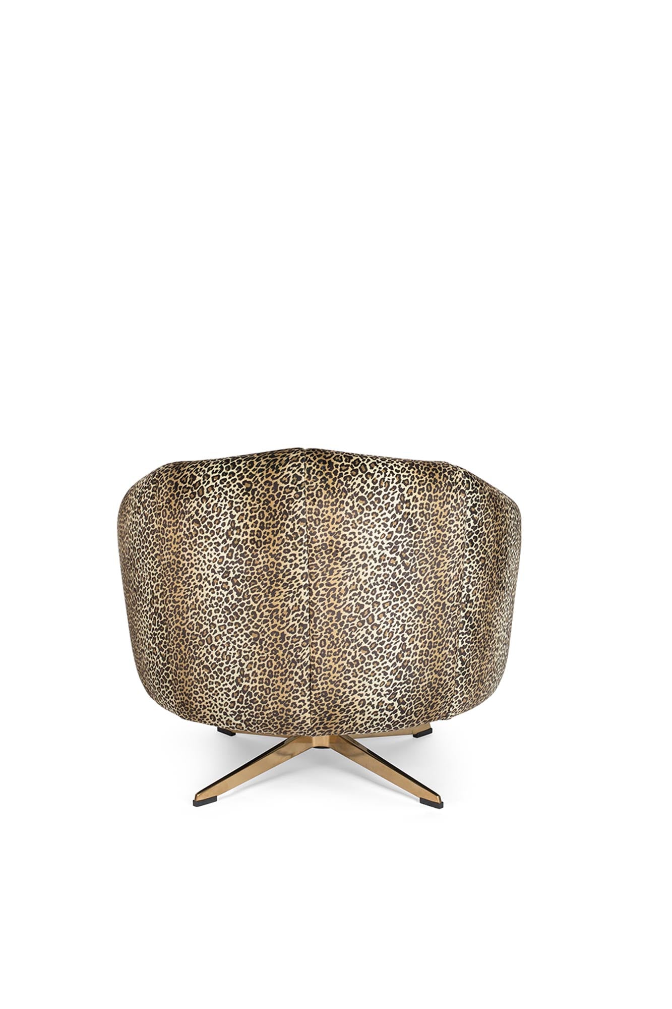 Genieße entspannte Momente im WHERE THE SUN DOESN'T SHINE Loungesessel von Bold Monkey. Ein elegantes Möbelstück für jeden Raum.